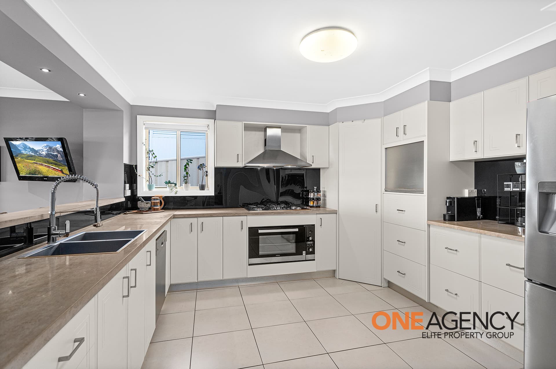 7 Pleasant View Close, Albion Park, Albion Park - Thumbnail 2