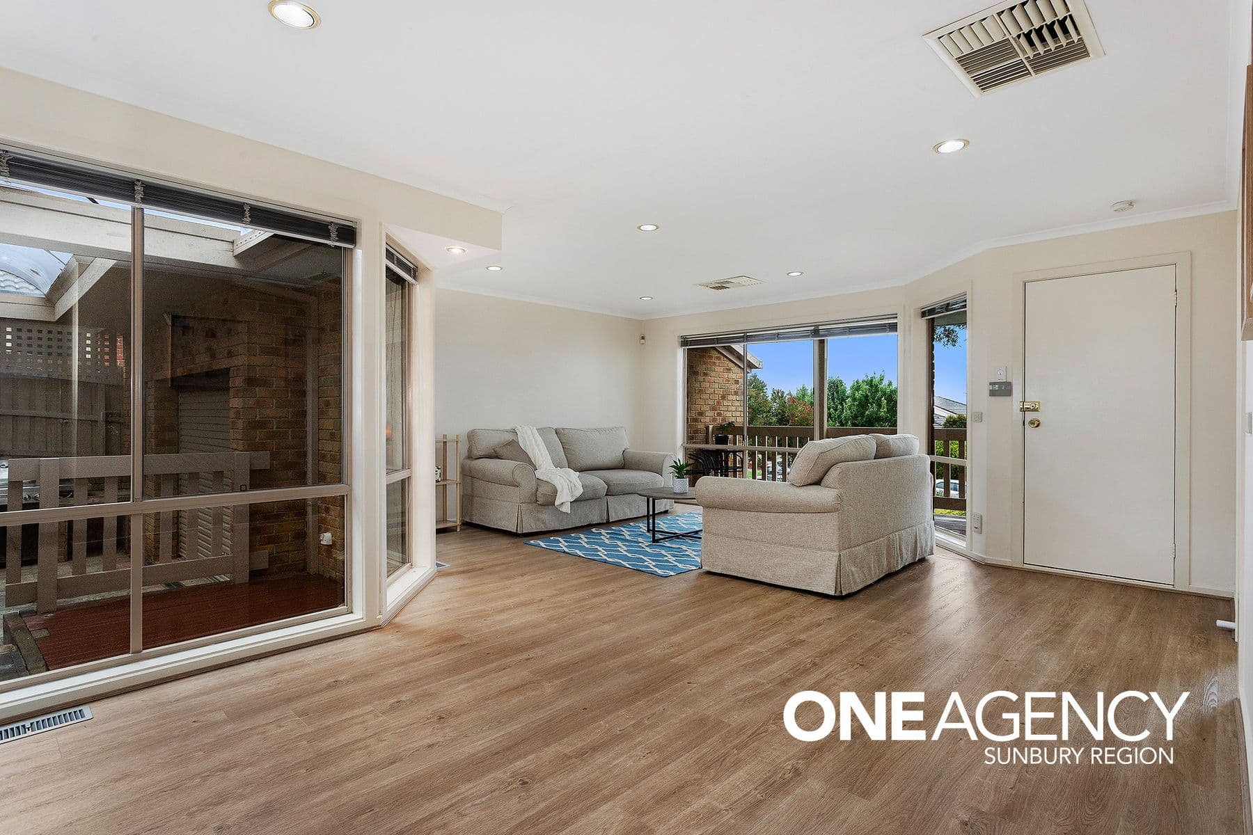 78 Fullbrook Drive, Sunbury, Sunbury - Thumbnail 4