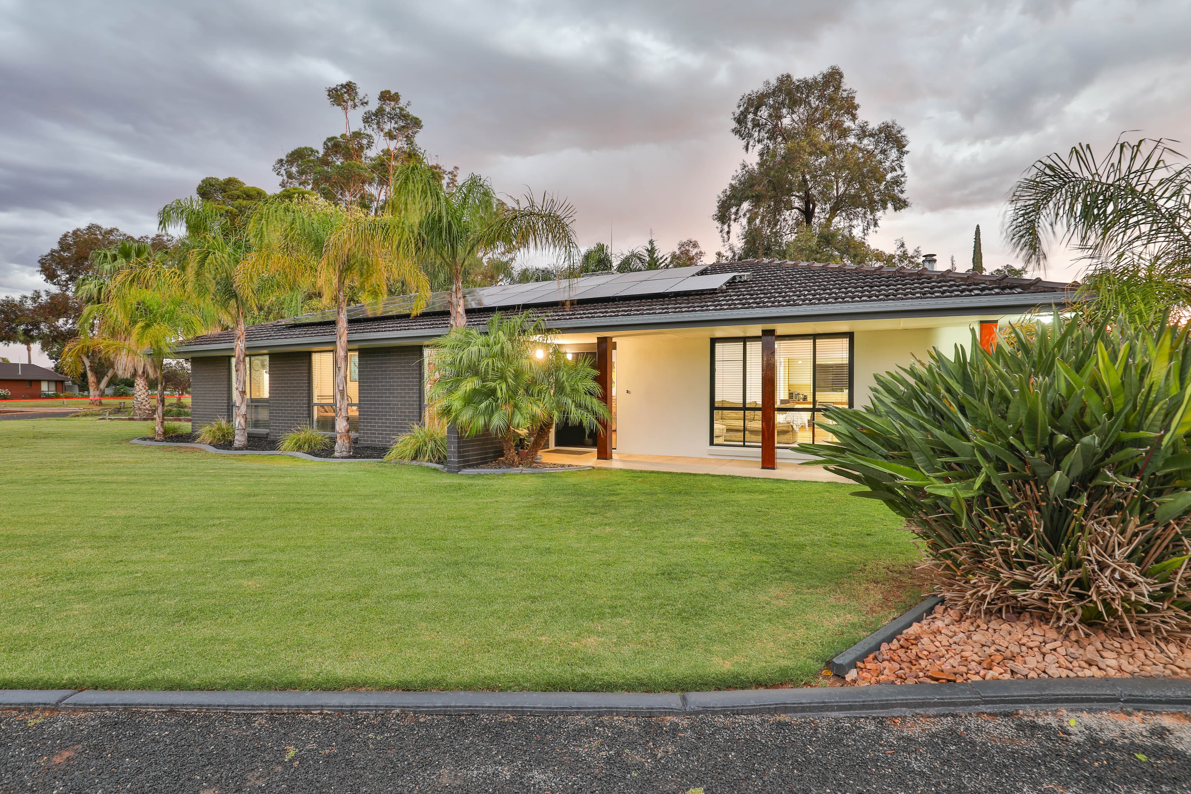 13 Tireel Drive, Nichols Point, Nichols Point - Image 1