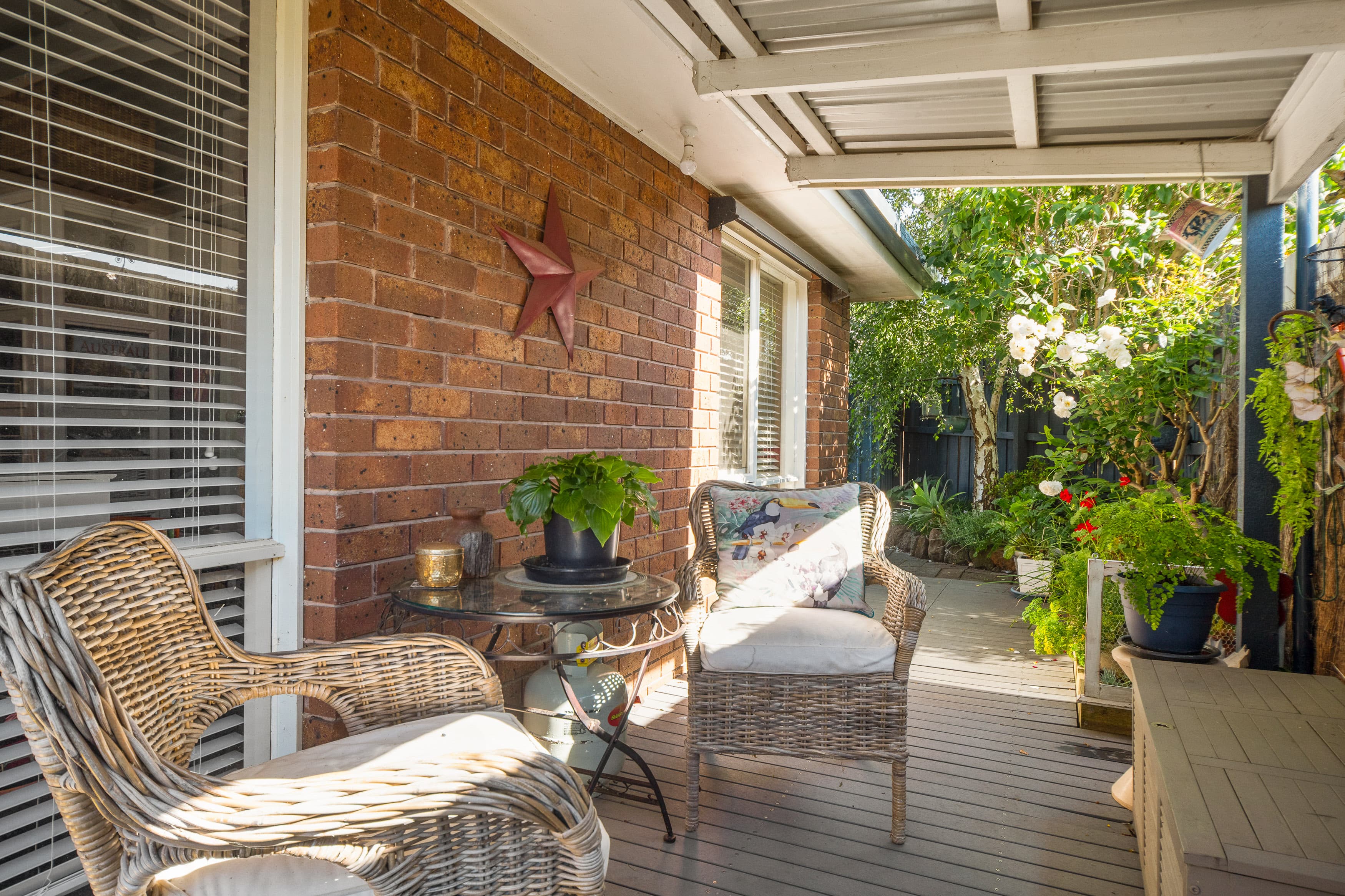 68a James Street, Hastings, Hastings - Thumbnail 2