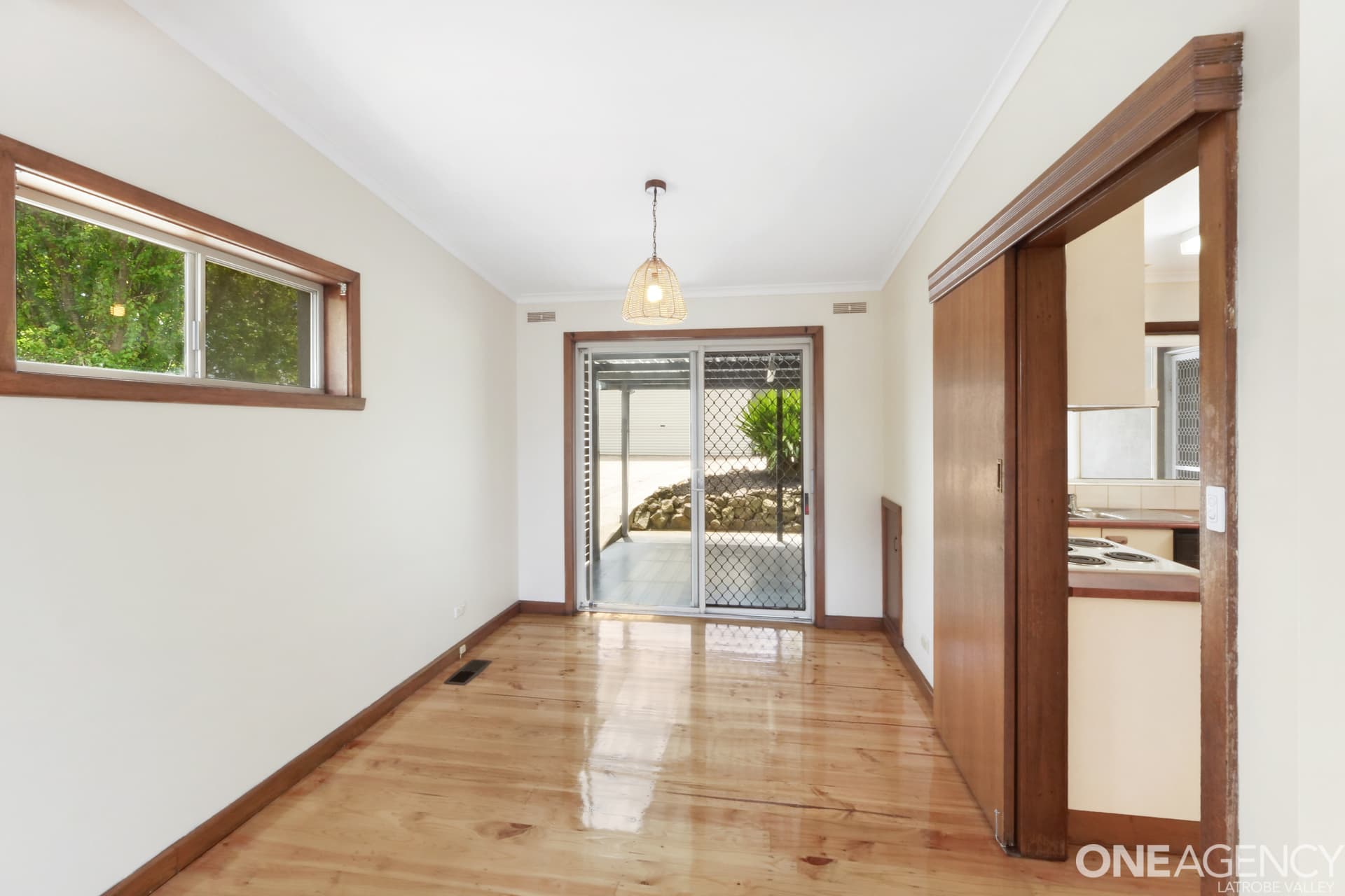 38 Smallburn Avenue, Newborough, Newborough - Thumbnail 6