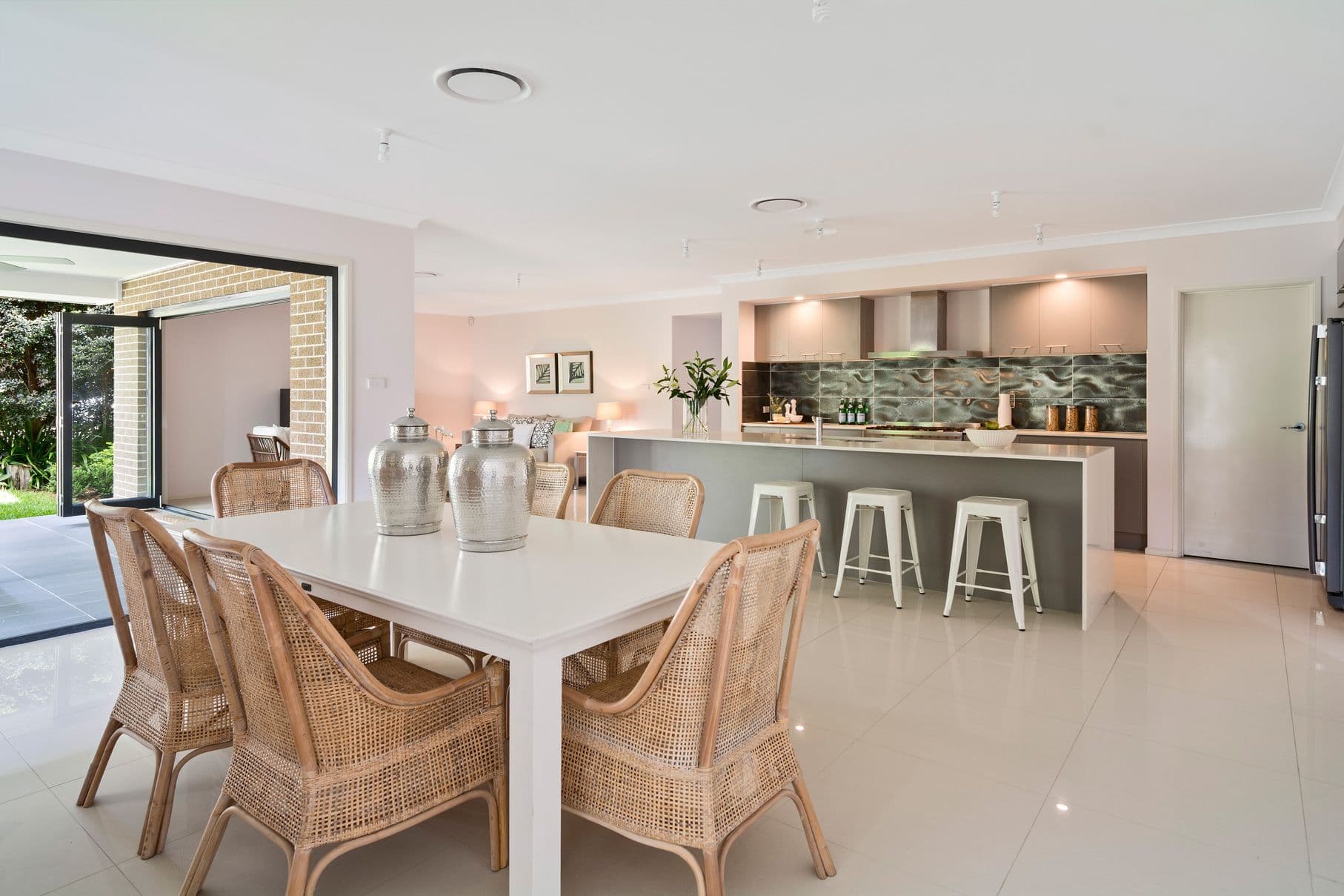 10 Ferguson Street, Forestville, Forestville - Thumbnail 3