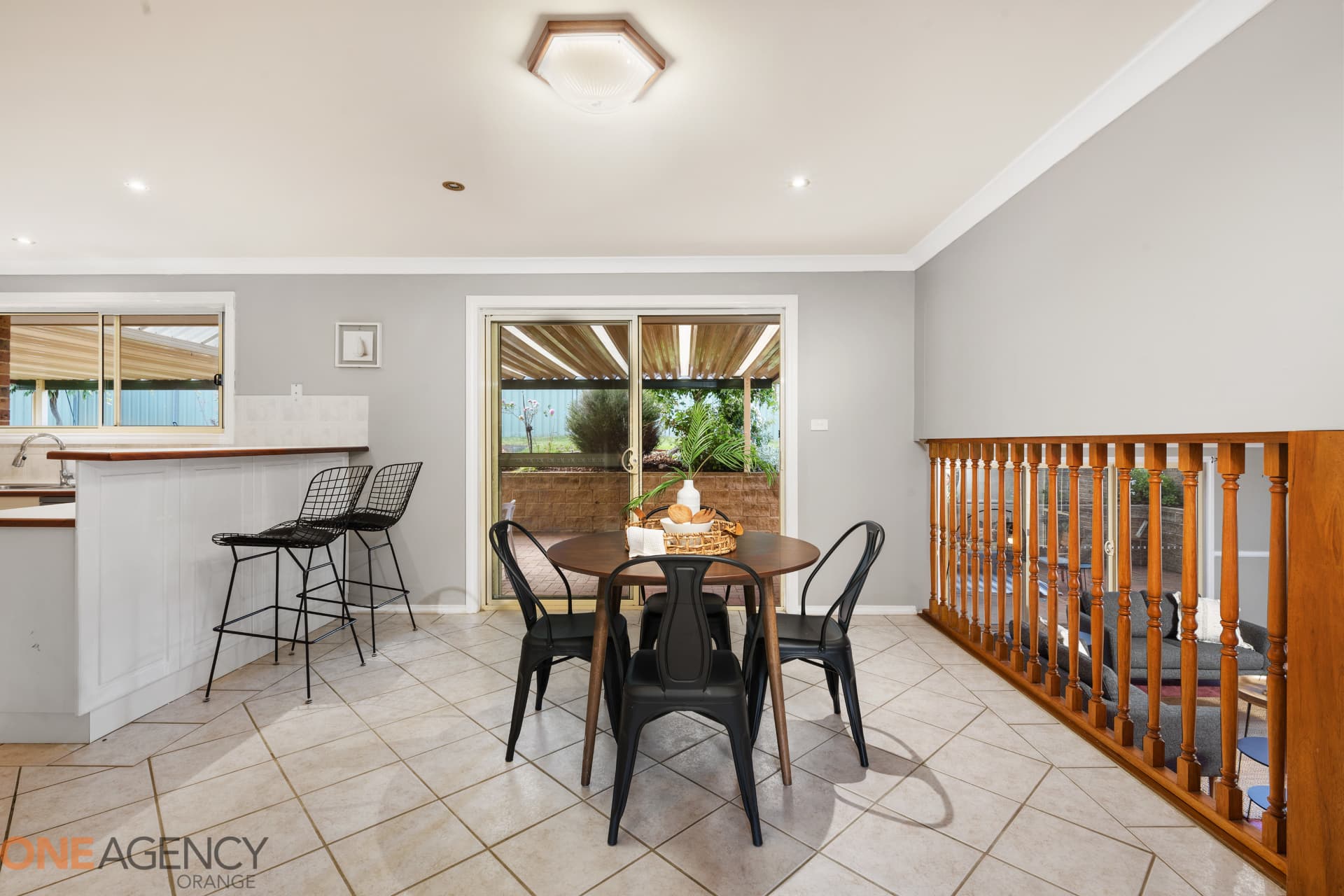 8 Madison Way, Orange, Orange - Thumbnail 4