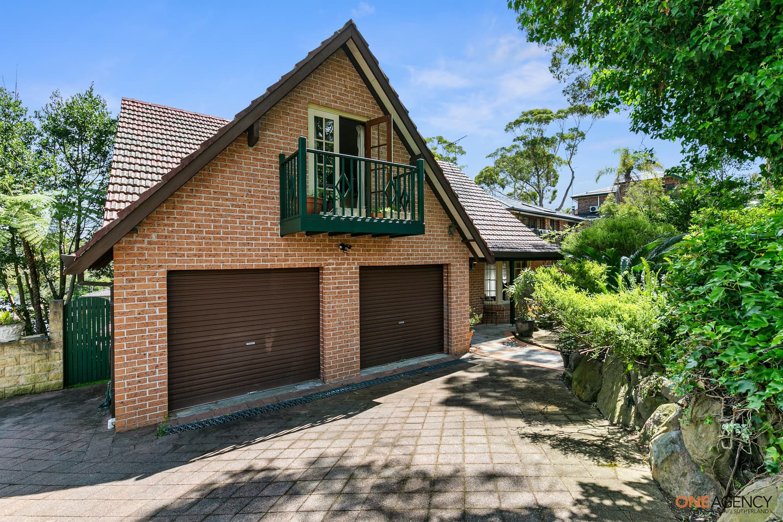 62 Brushwood Drive, Alfords Point, Alfords Point - Image 1