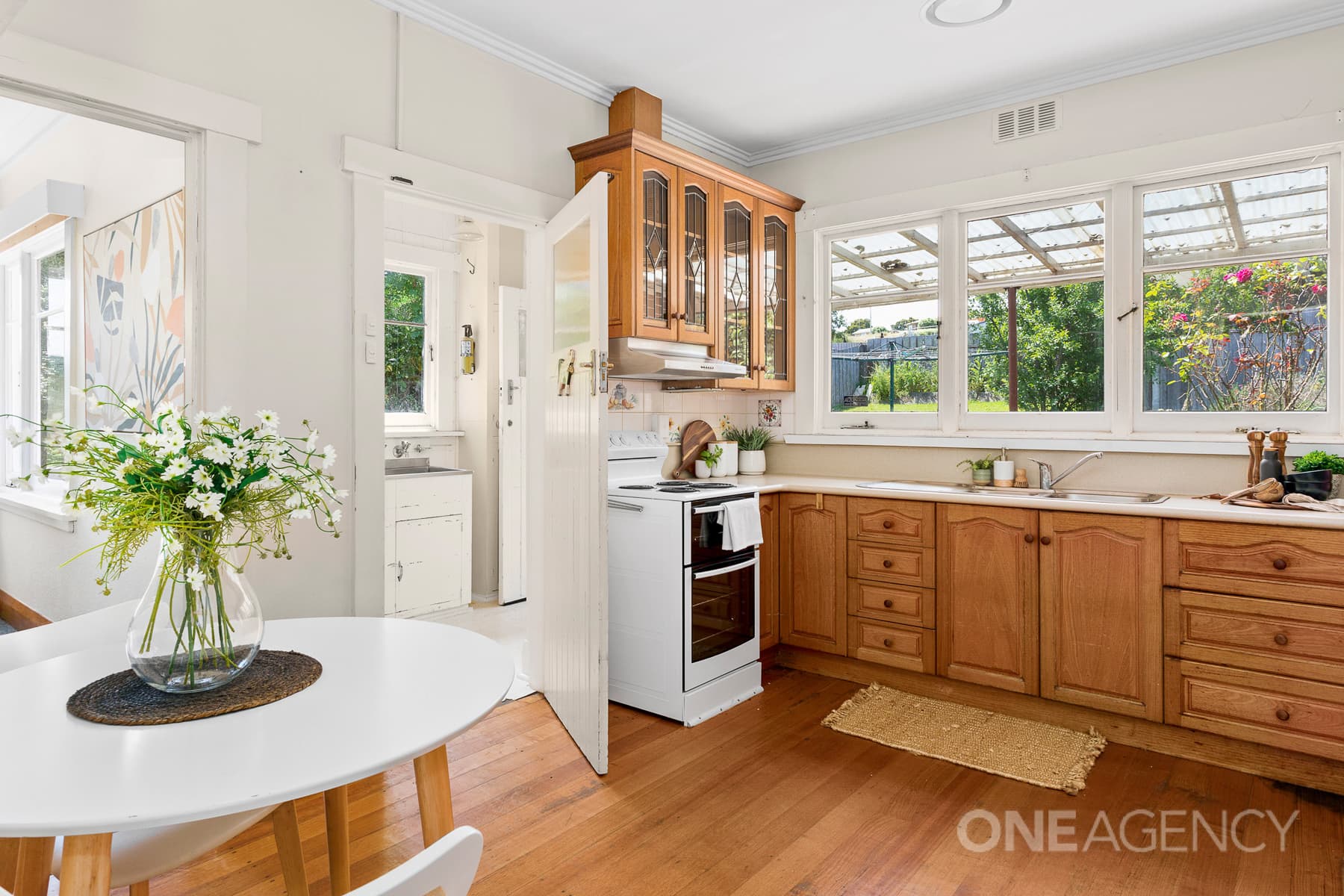 233 St Leonards Road, St Leonards, St Leonards - Thumbnail 3