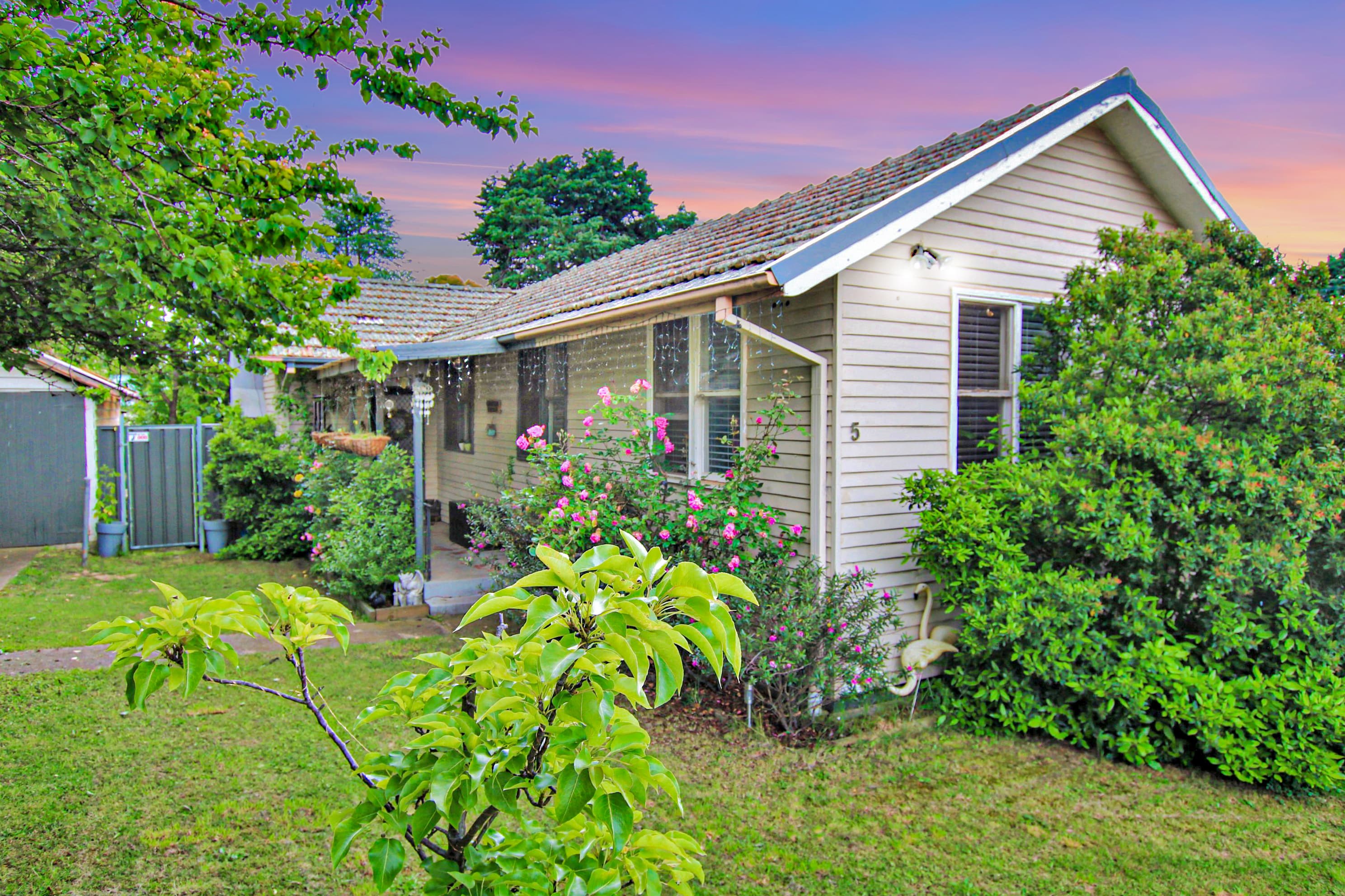 5 Kurang Place, Cooma, Cooma - Thumbnail 3