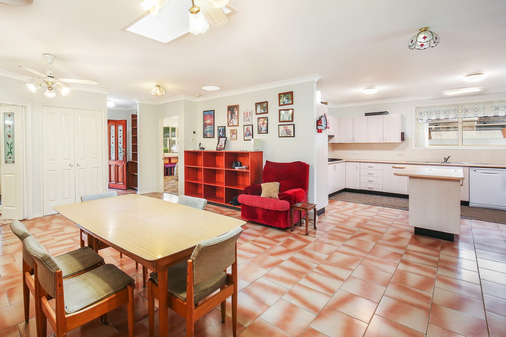 25 Woodview Avenue, Lisarow, Lisarow - Thumbnail 5