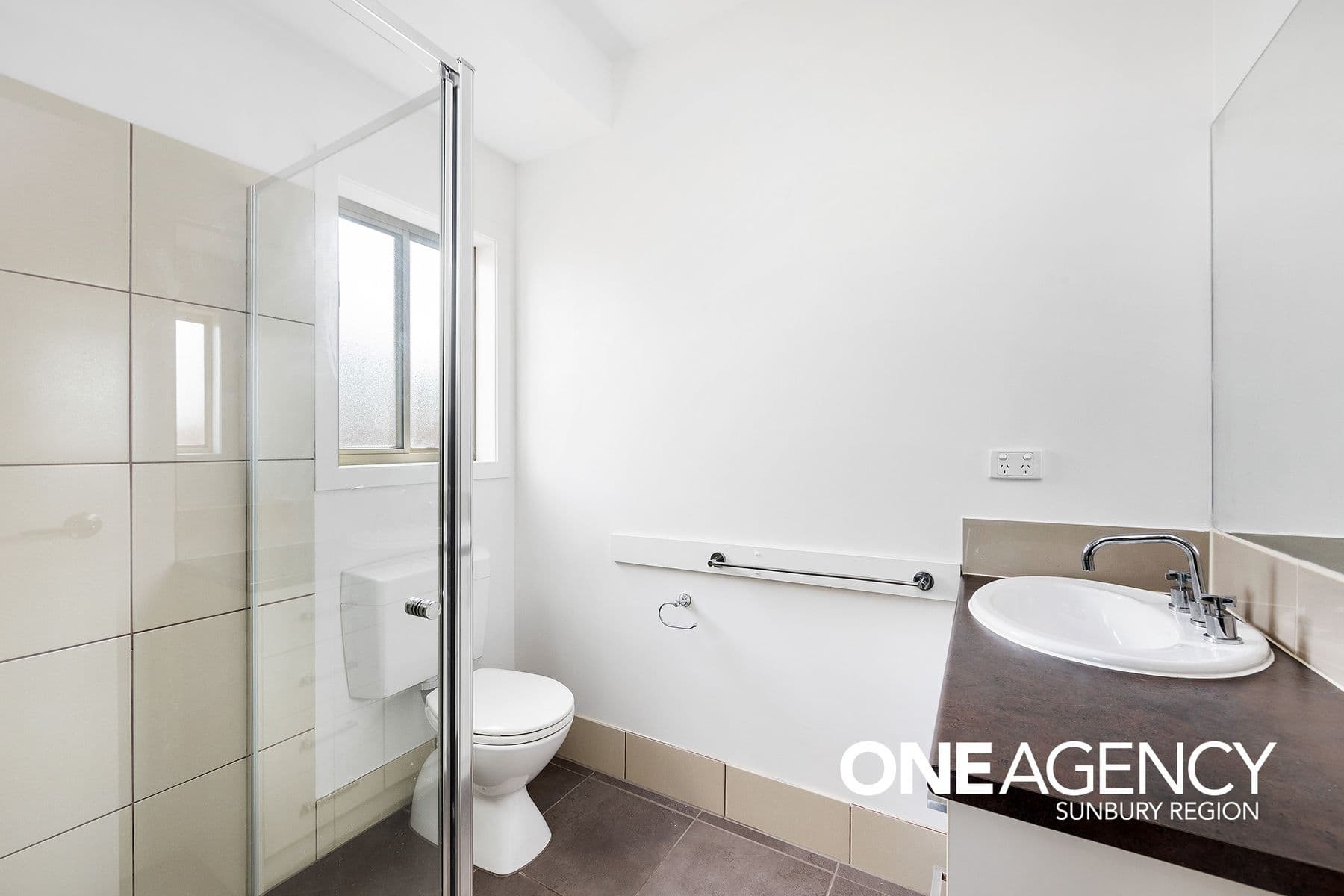 33A Brook Street, Sunbury, Sunbury - Thumbnail 7