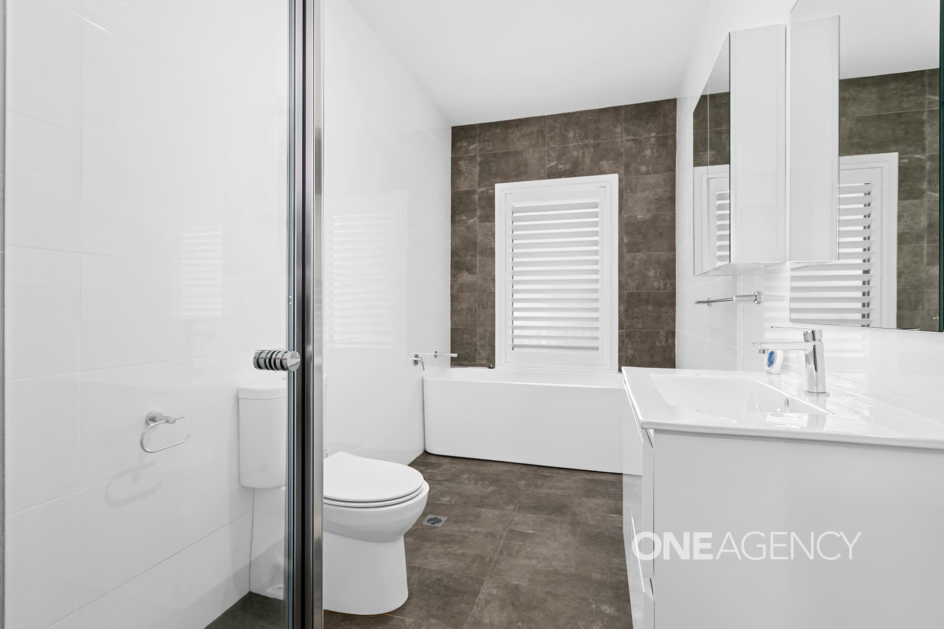 2 Austinmer Street, Tullimbar, Tullimbar - Thumbnail 7