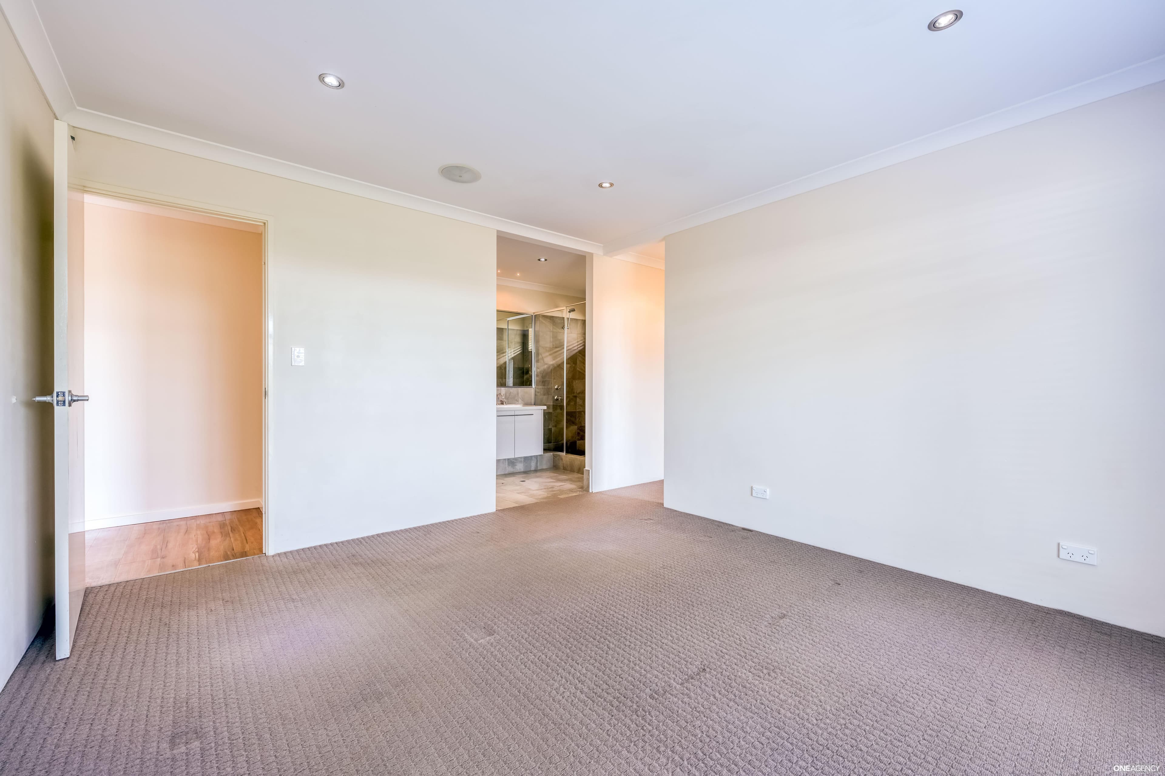 8 Colesbrook Drive, Byford, Byford - Thumbnail 4