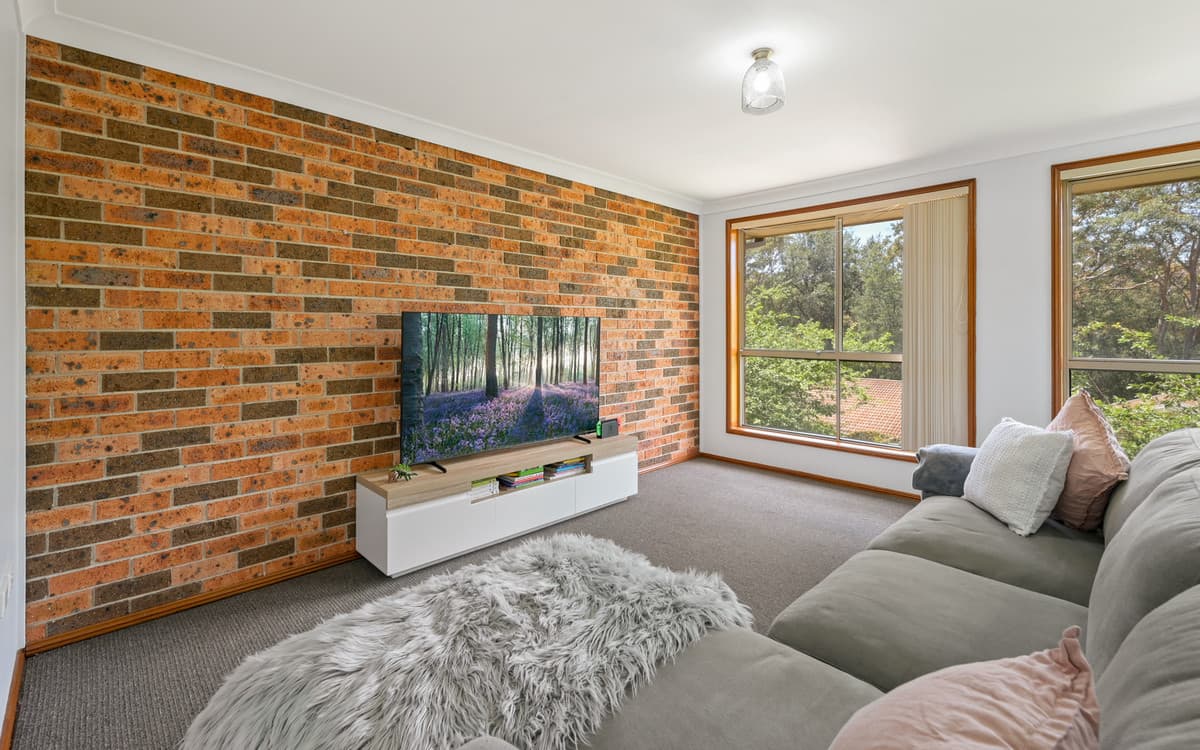 33/2 Valley Road (The Glen Cres), Springwood, Springwood - Thumbnail 3