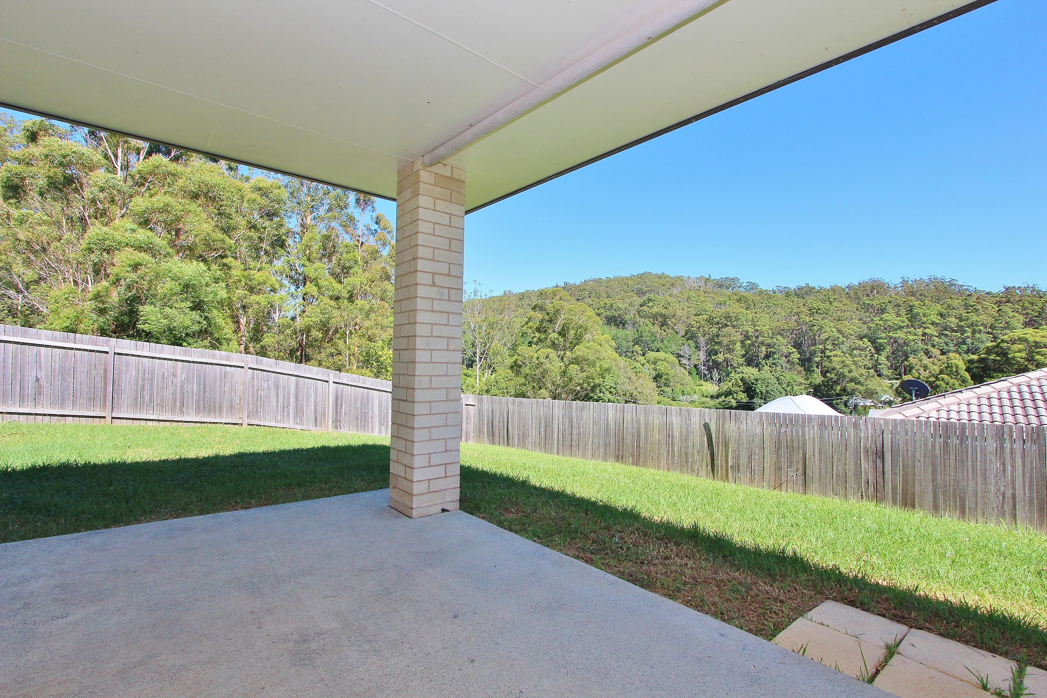 14 Mountain Spring Drive, Kendall, Kendall - Thumbnail 4