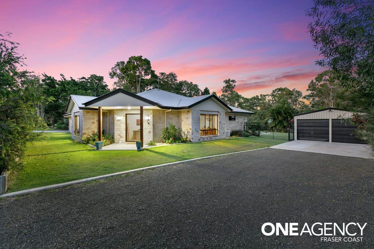 29 Senor Avenue, Urangan, Urangan - Image 1