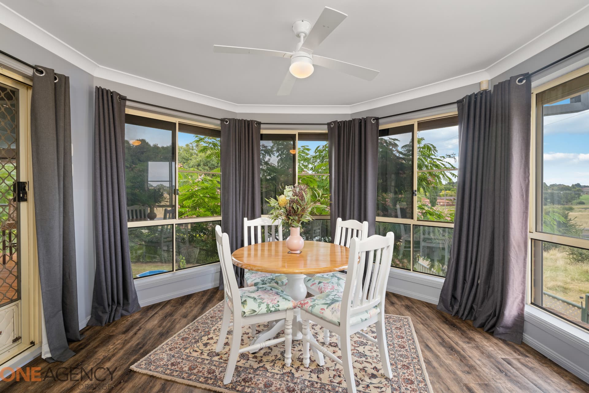 19 Sheldon Crescent, Orange, Orange - Thumbnail 4