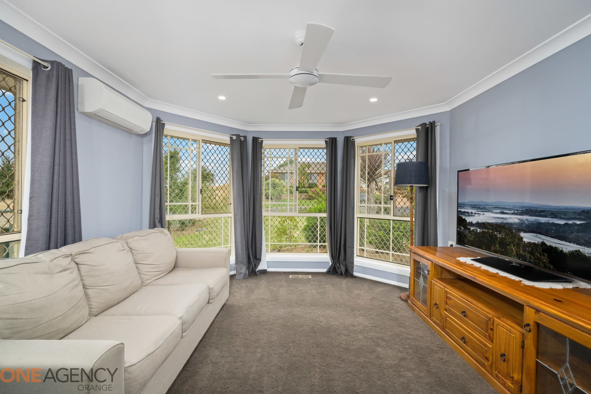 19 Sheldon Crescent, Orange, Orange - Thumbnail 5