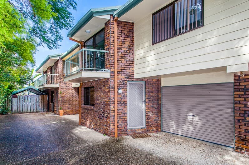 4/2 Landsborough Avenue, Scarborough, Scarborough - Image 1