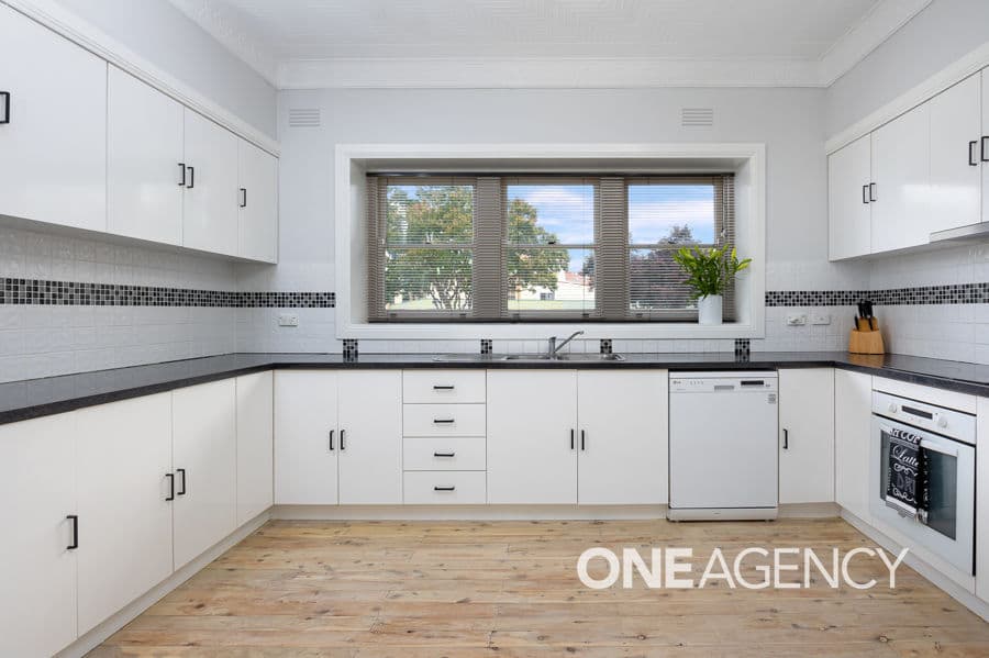 62 BOURKE Street, Turvey Park, Turvey Park - Thumbnail 5