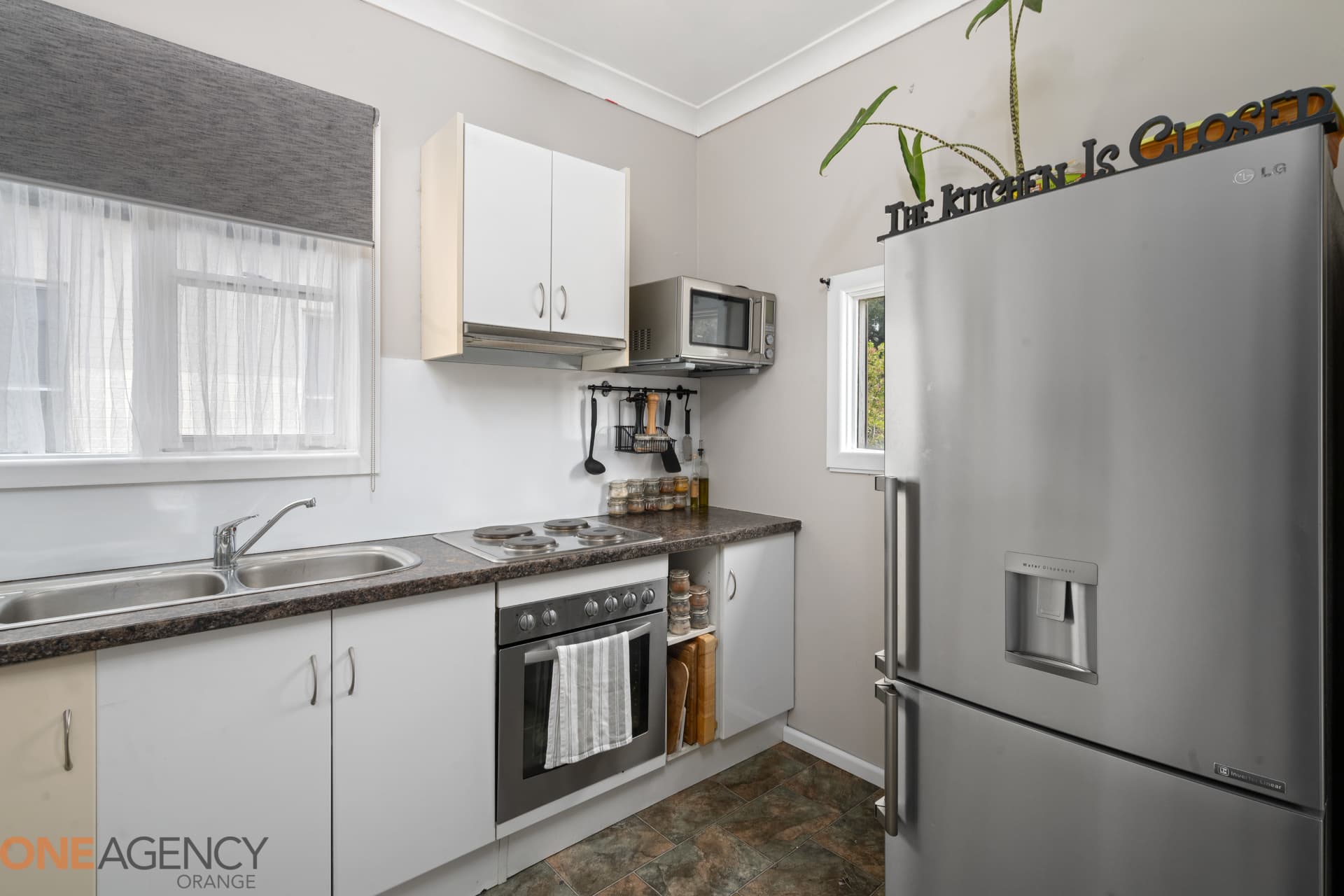 37 Autumn Street, Orange, Orange - Thumbnail 2