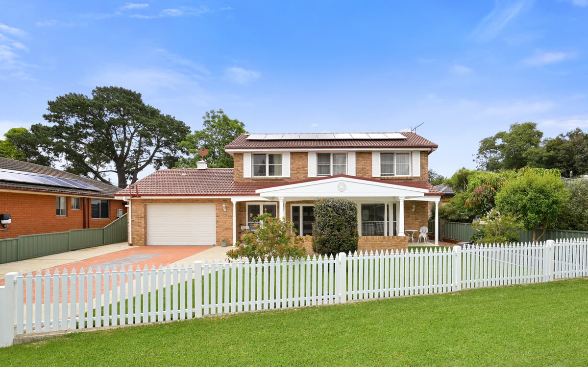 6 Sunset Boulevard, Winmalee, Winmalee - Image 1