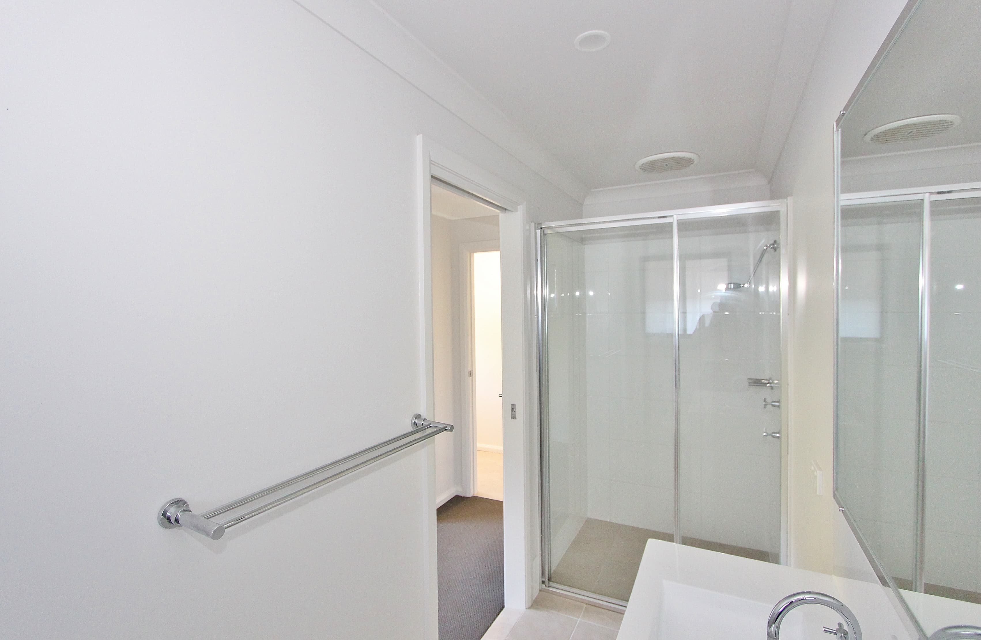 8 Charlotte Place, Kendall, Kendall - Thumbnail 8