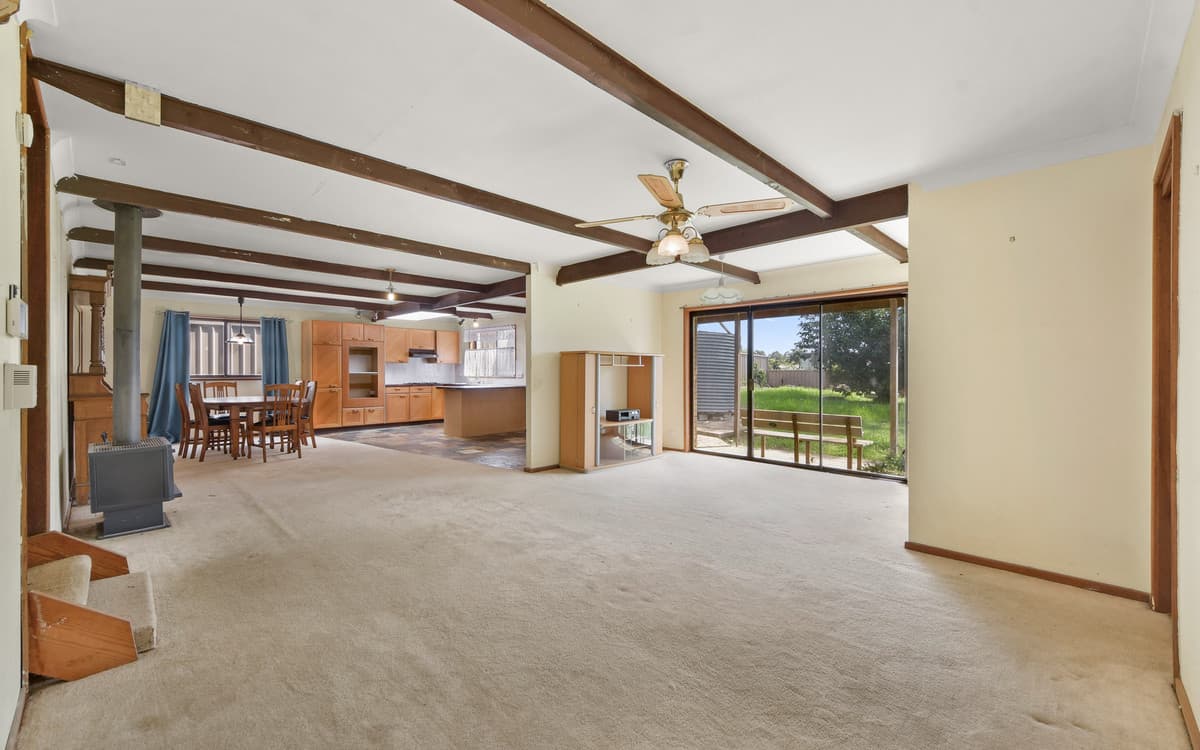 12 Booker Road, Hawkesbury Heights, Hawkesbury Heights - Thumbnail 3