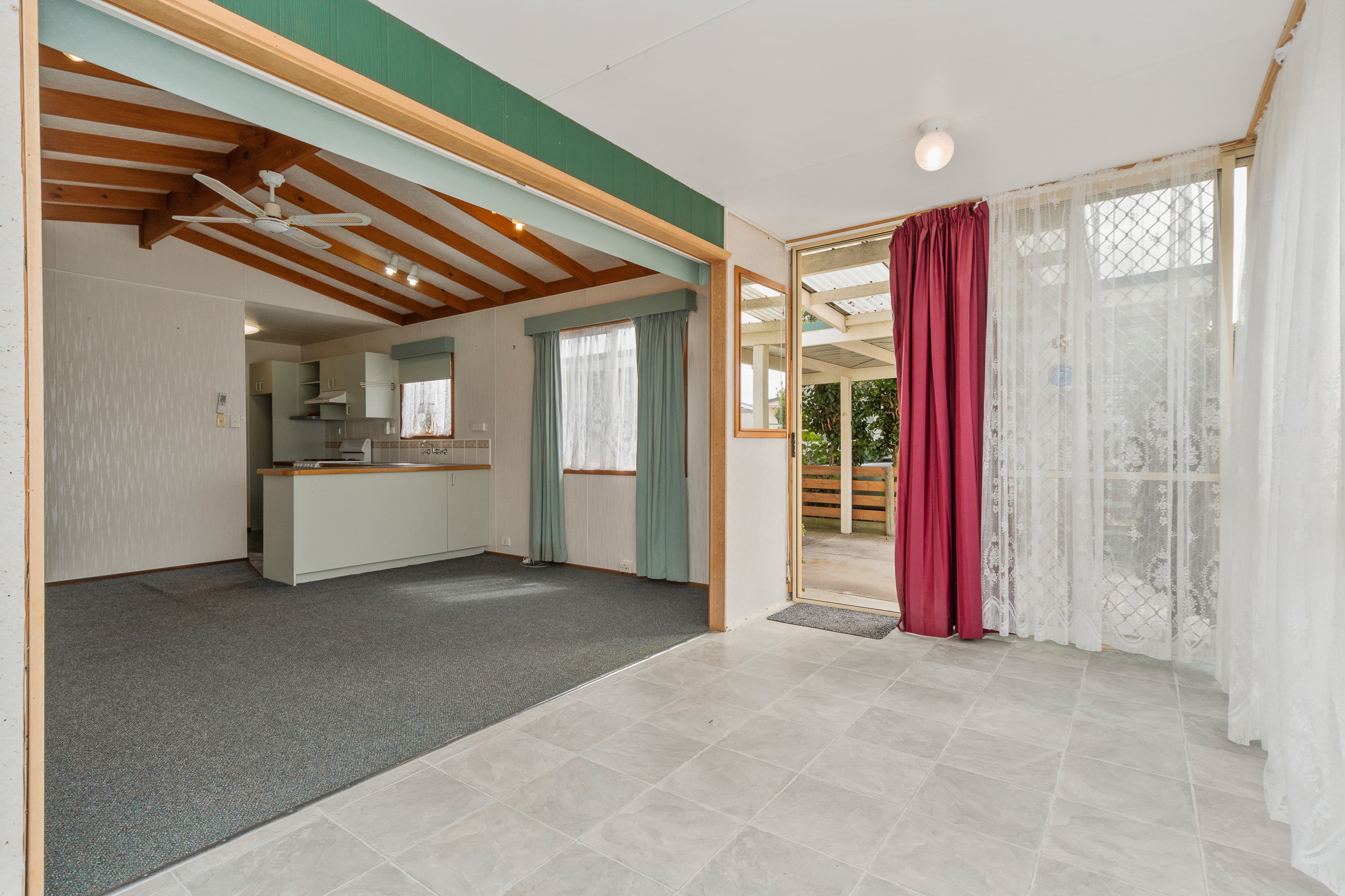 21 Seahaven Street, Hastings, Hastings - Thumbnail 2