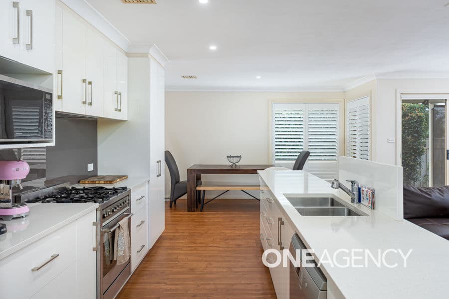 17 PALDI Crescent, Glenfield Park, Glenfield Park - Thumbnail 5