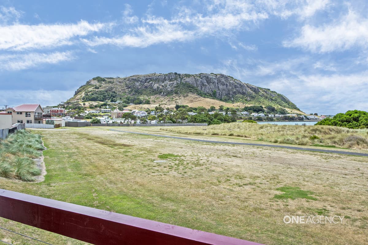 19 Marine Esplanade, Stanley, Stanley - Thumbnail 6