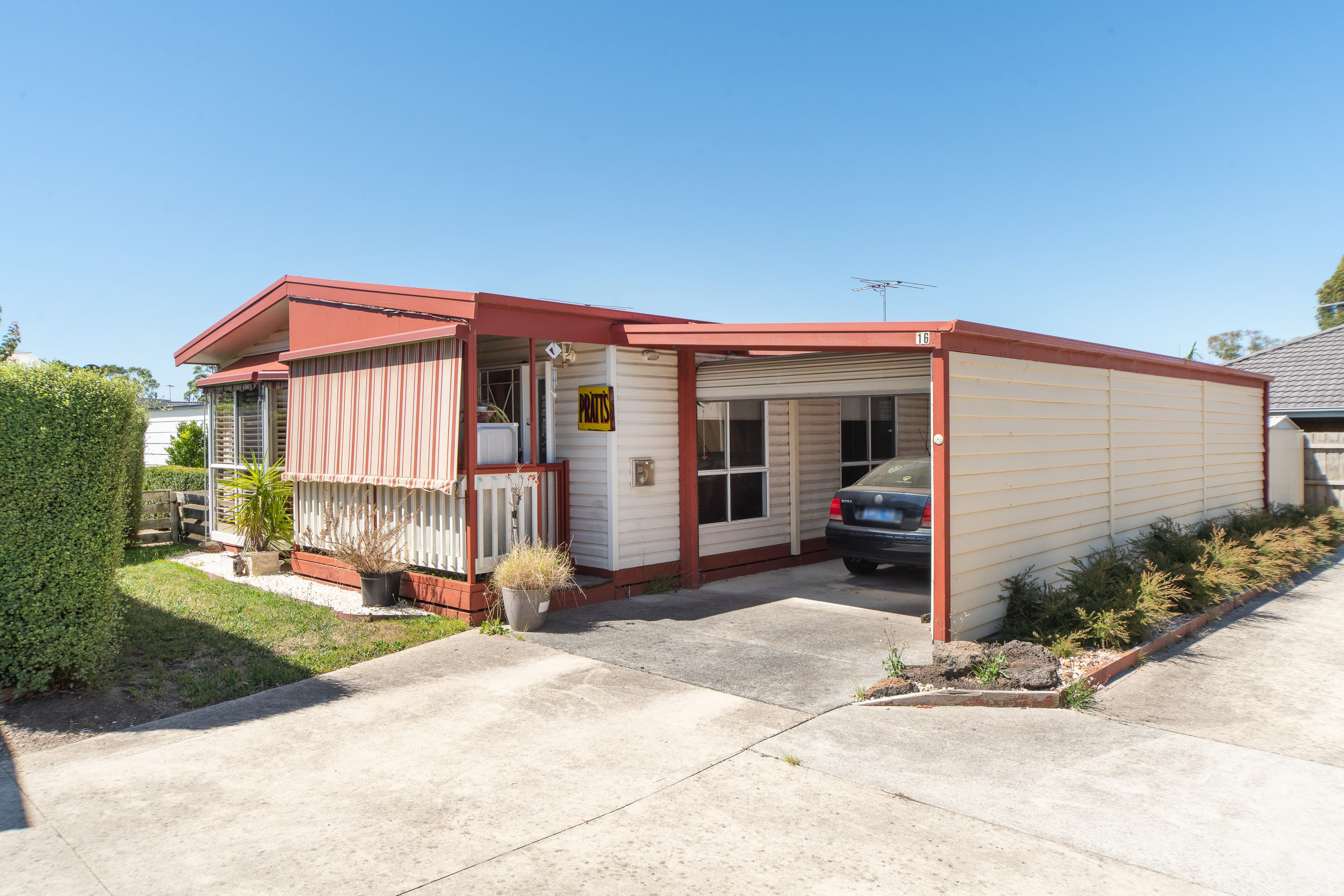 16 Seahaven Street, Hastings, Hastings - Thumbnail 2