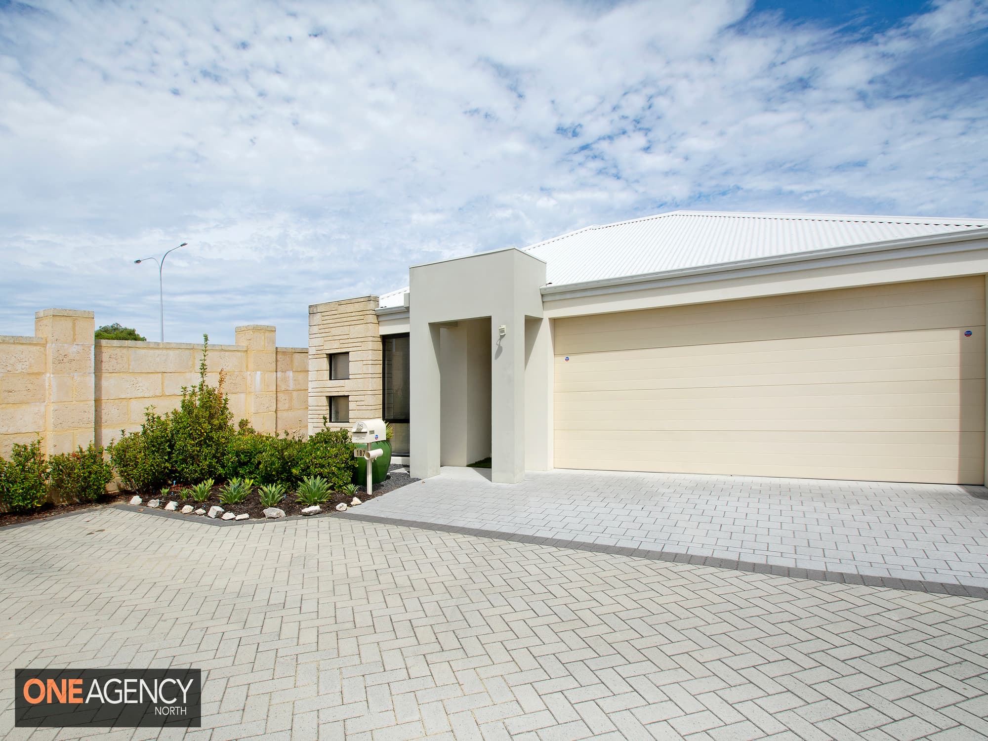 182 Shiraz Boulevard, Pearsall, Pearsall - Thumbnail 2