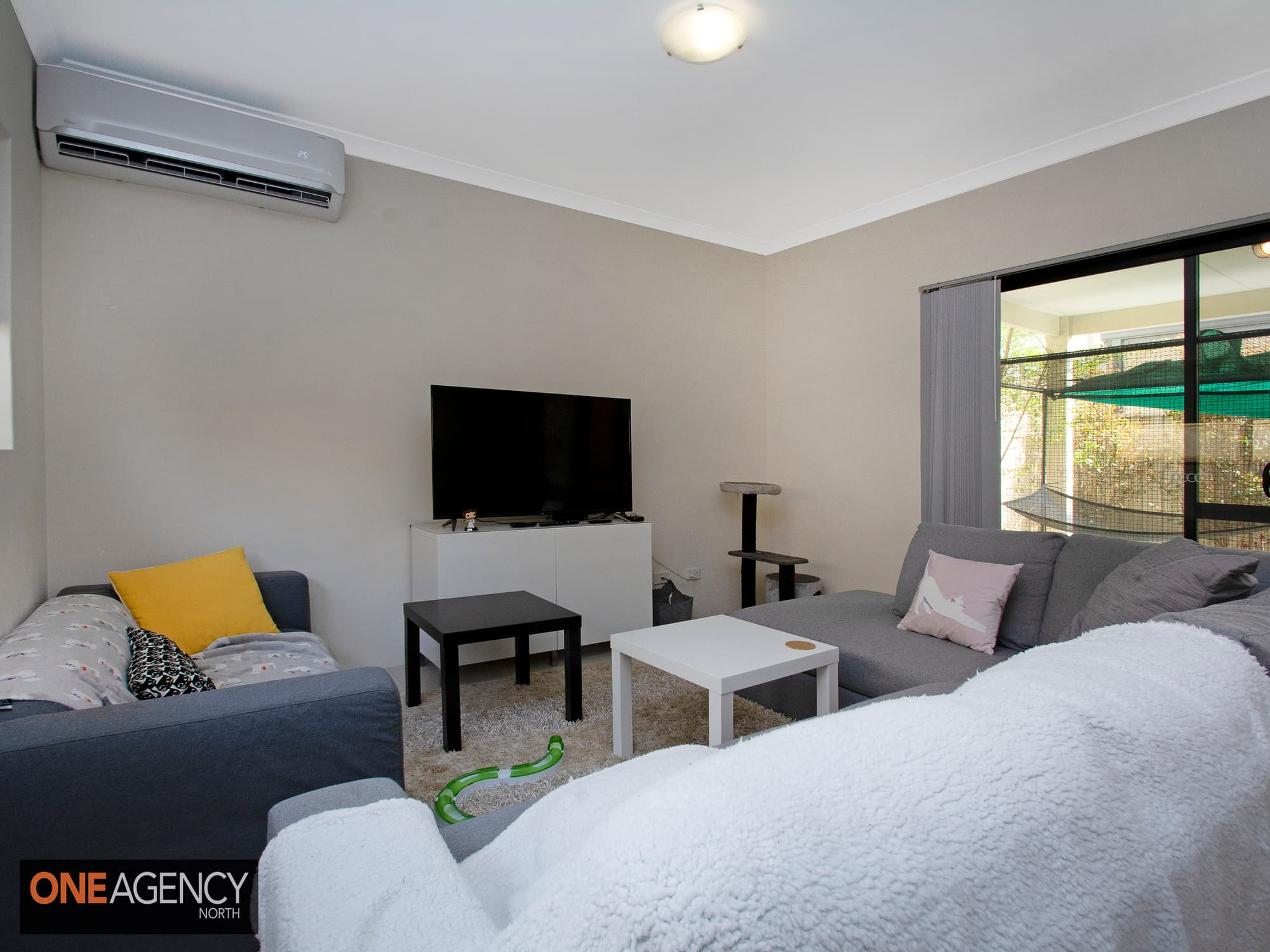 182 Shiraz Boulevard, Pearsall, Pearsall - Thumbnail 5