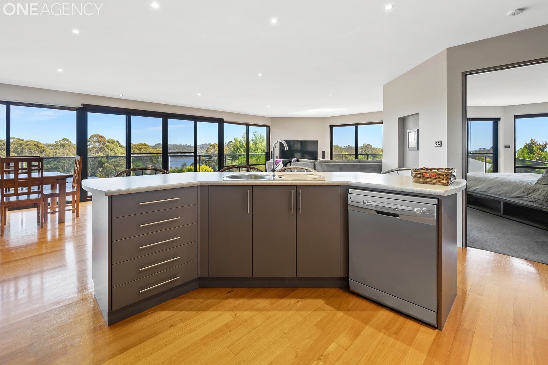 1 Debbie Court, Ulverstone, Ulverstone - Thumbnail 7