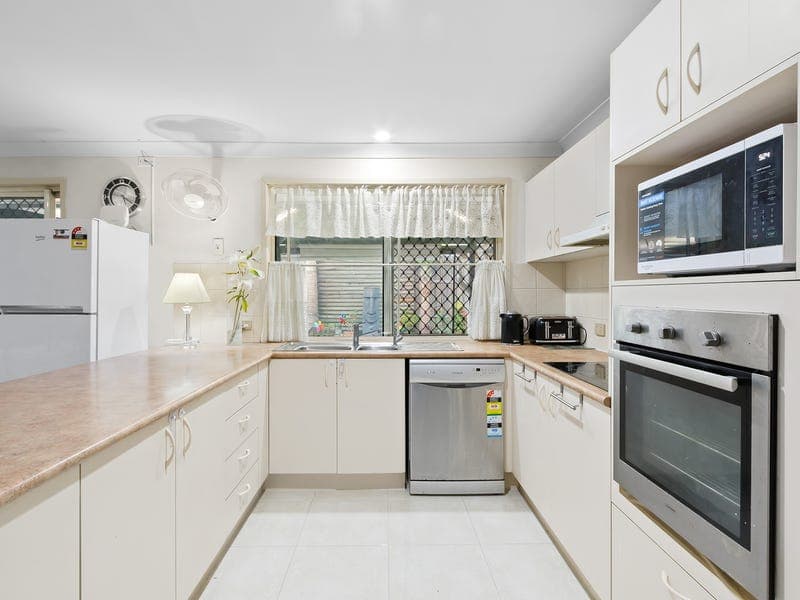 4 Oakmont Avenue, Oxley, Oxley - Thumbnail 6
