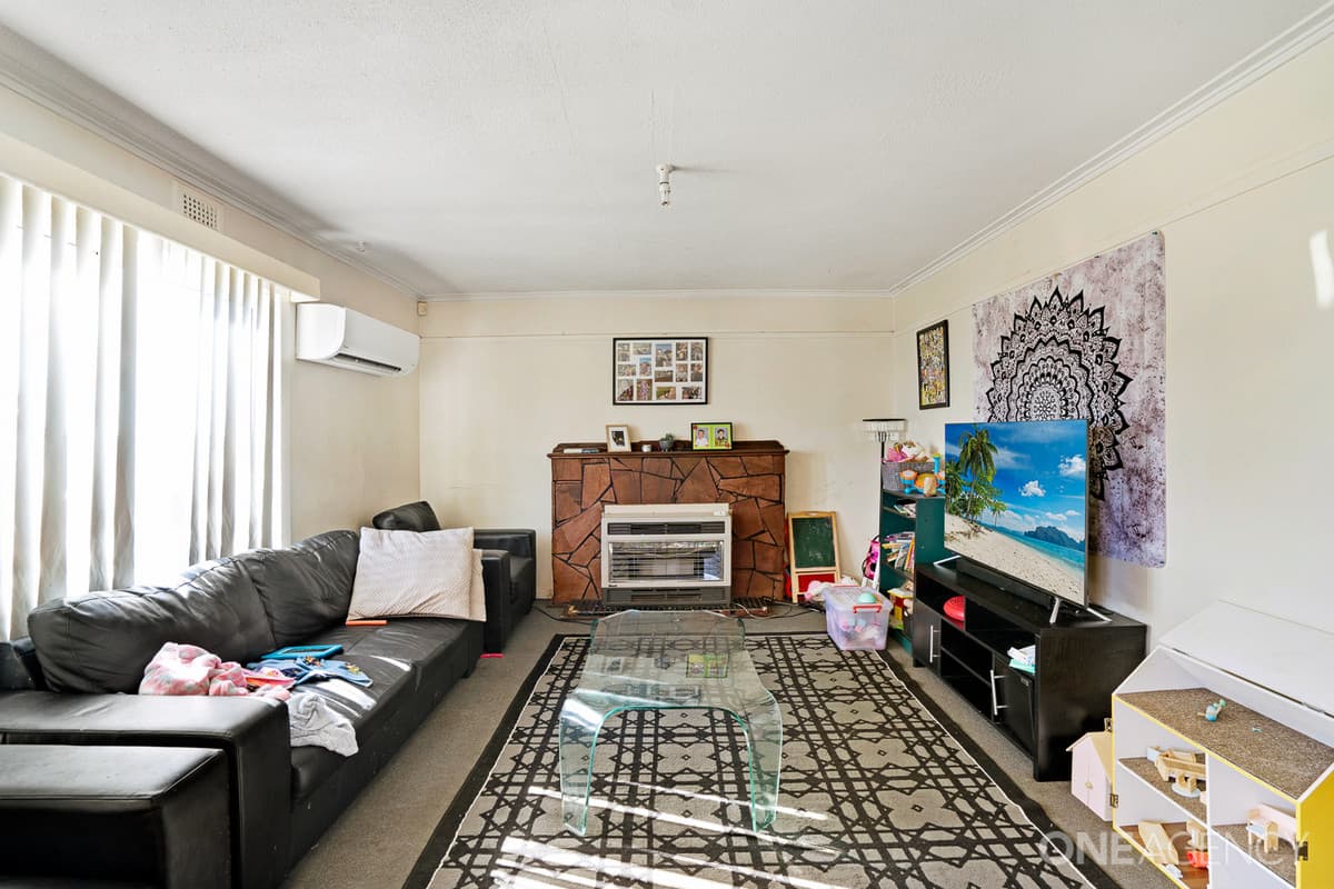 49 Belton Street, Acton, Acton - Thumbnail 2
