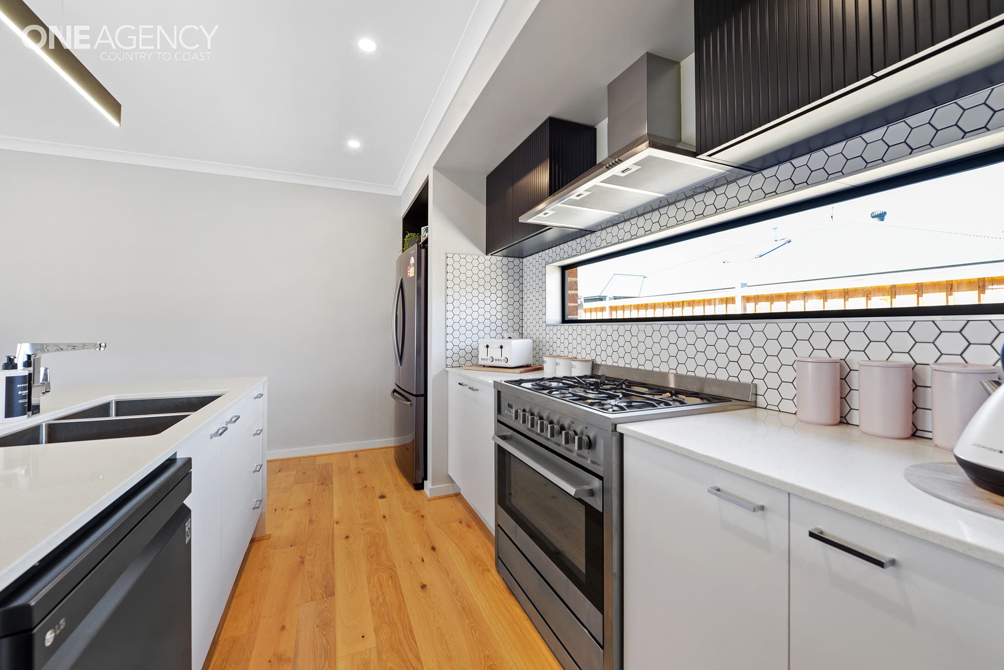 40 Winslow Crescent, Warragul, Warragul - Thumbnail 3