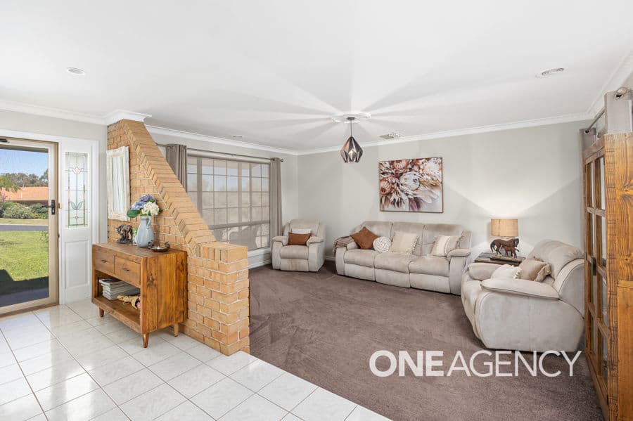 1 ELLWOOD Close, Bourkelands, Bourkelands - Thumbnail 2