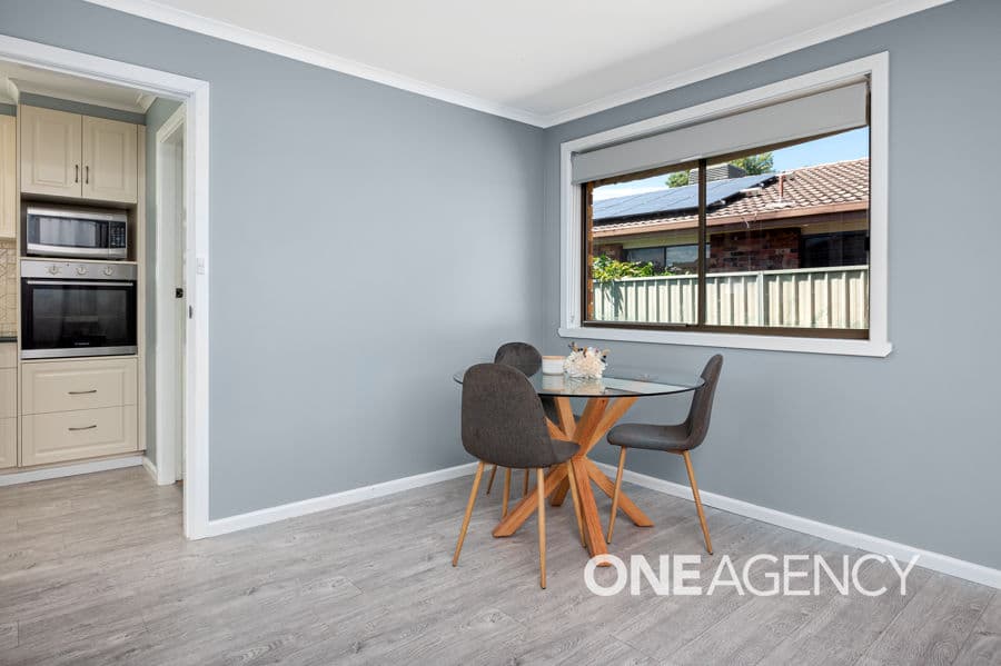 21 PINAROO Drive, Glenfield Park, Glenfield Park - Thumbnail 4