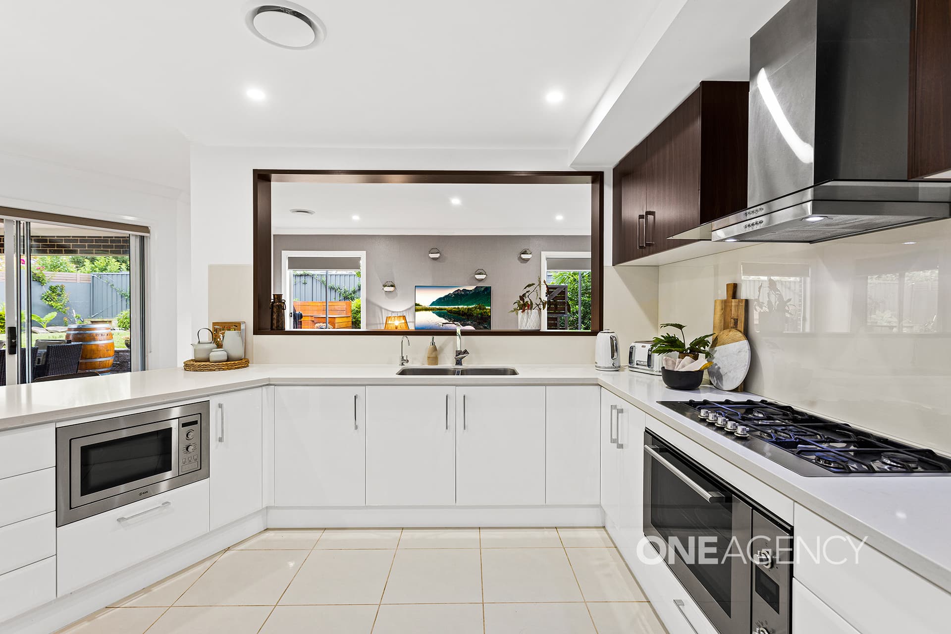 1 Honeybee Crescent, Calderwood, Calderwood - Thumbnail 4