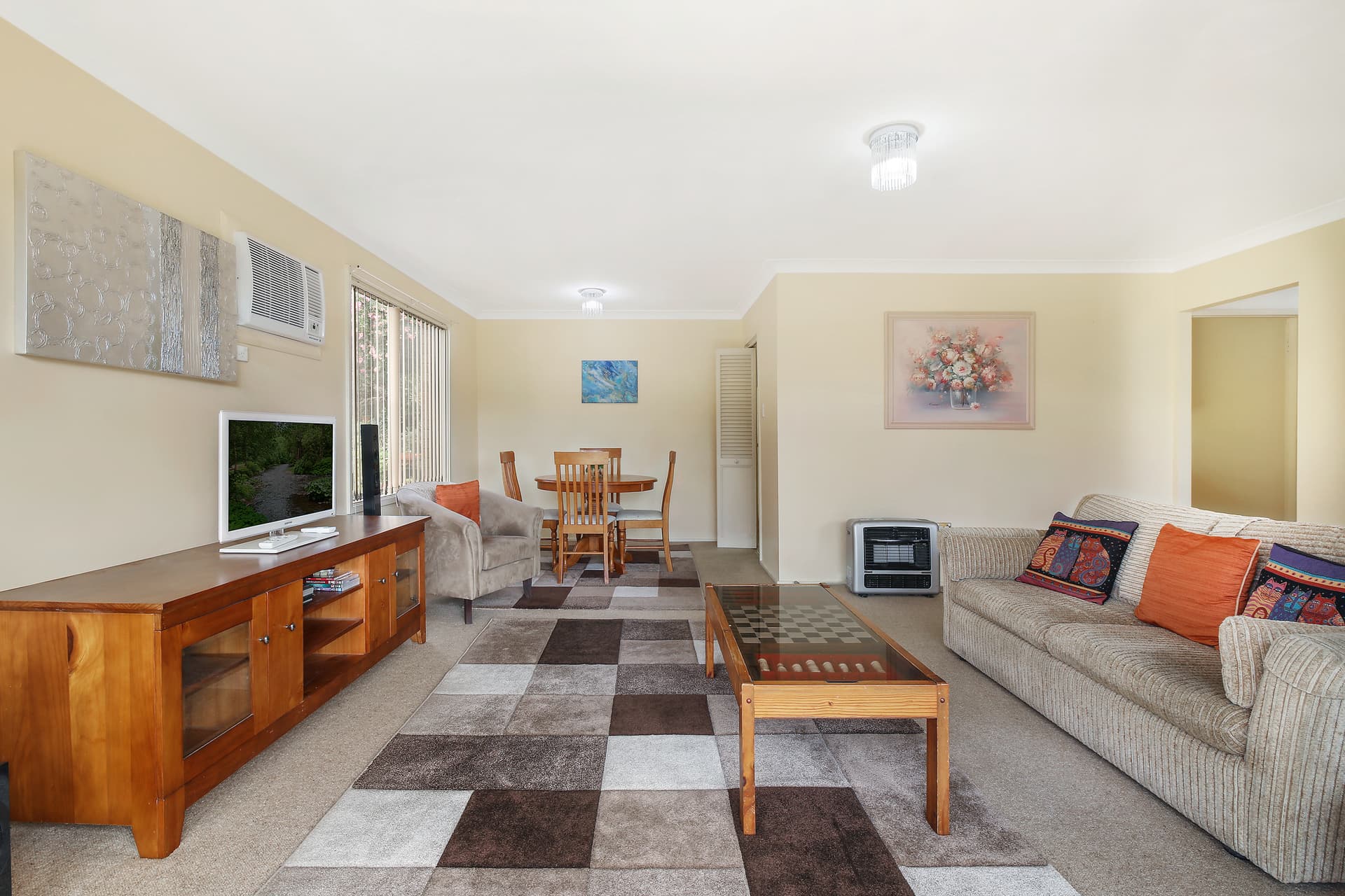37 Turpentine Street, Wyoming, Wyoming - Thumbnail 4