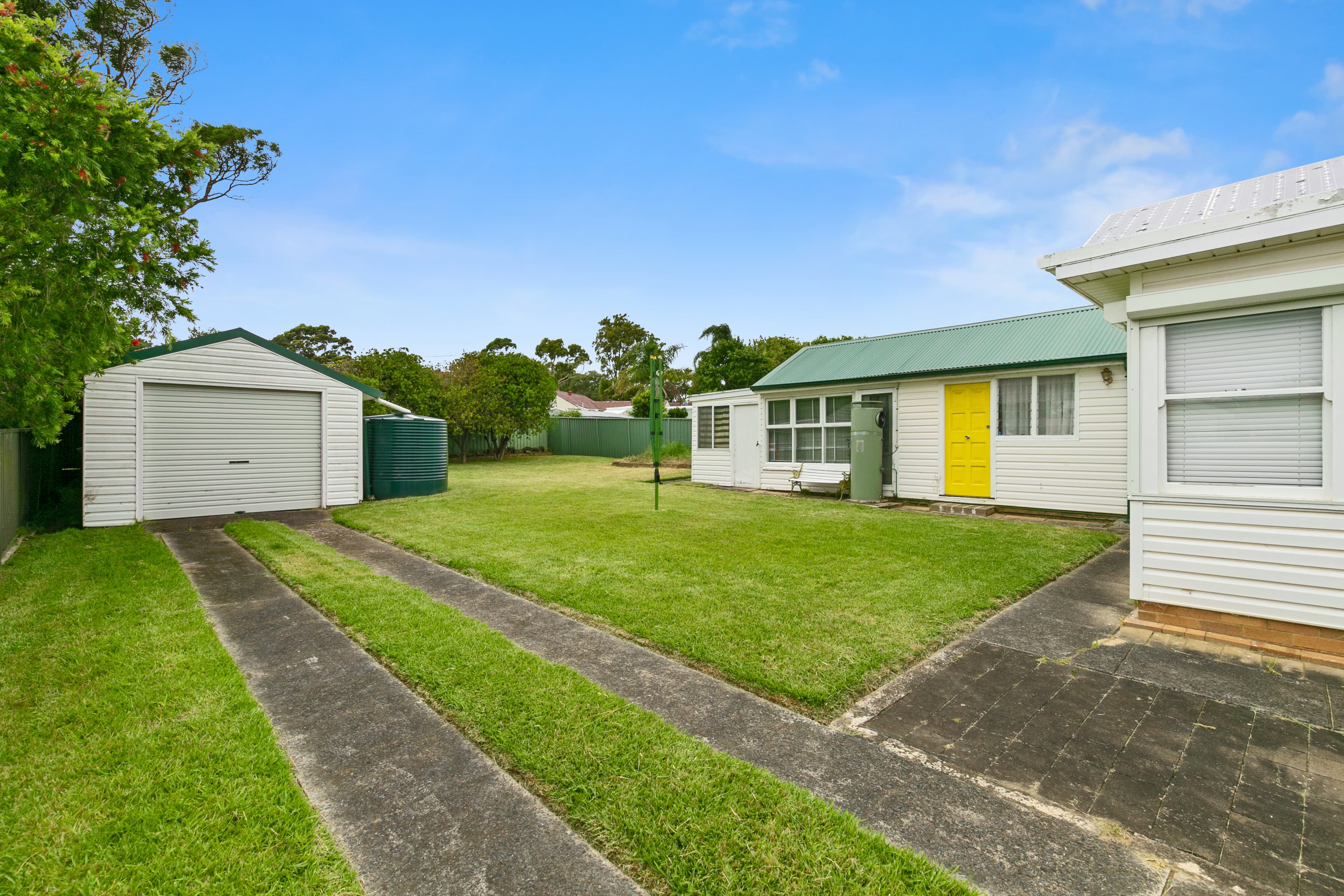100 Banksia Avenue, Engadine, Engadine - Thumbnail 4