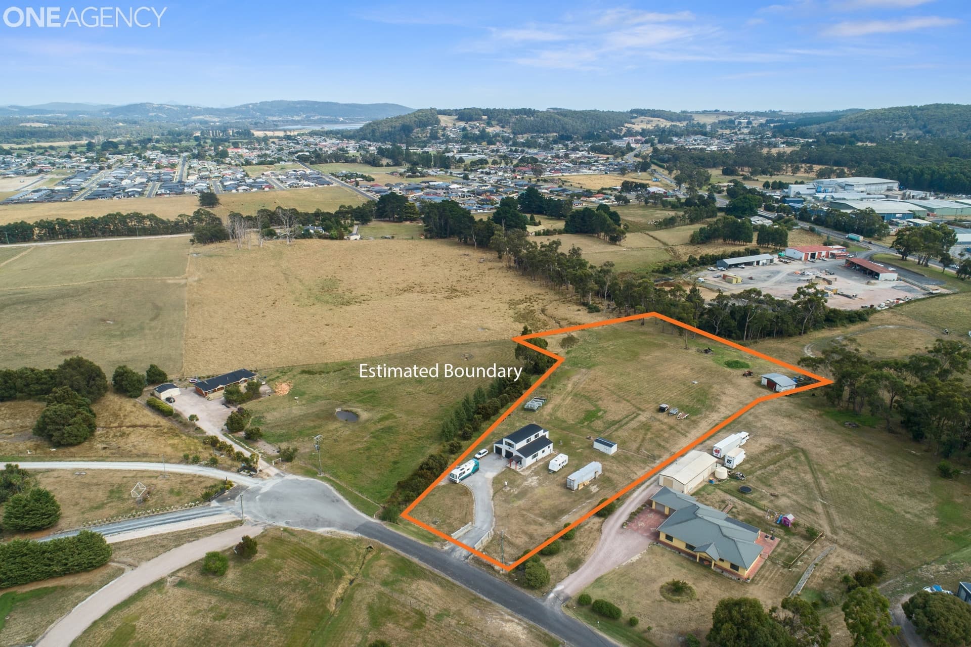 66 Maxwell Drive, Latrobe, Latrobe - Thumbnail 2