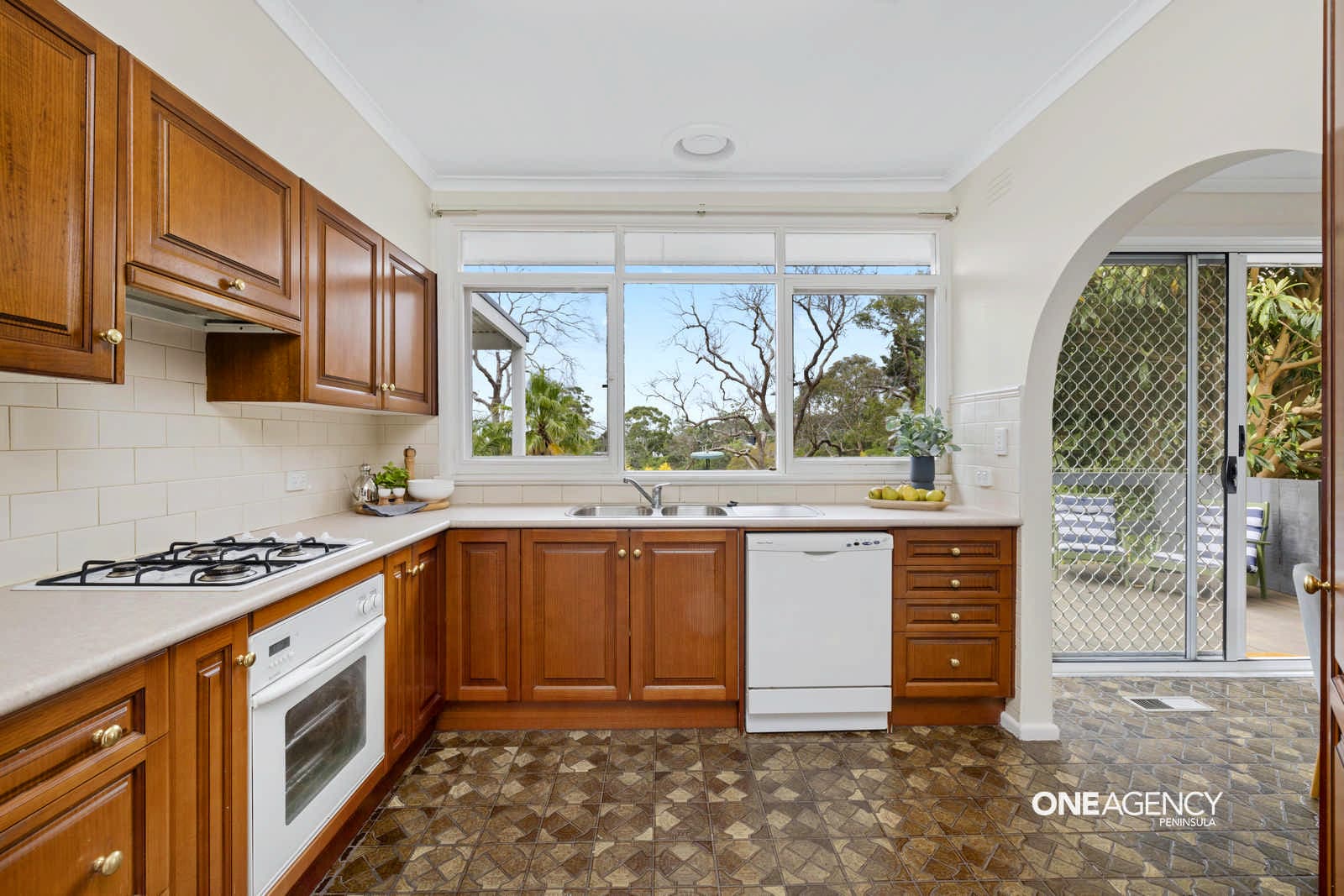 96 Baden Powell Drive, Mount Eliza, Mount Eliza - Thumbnail 8