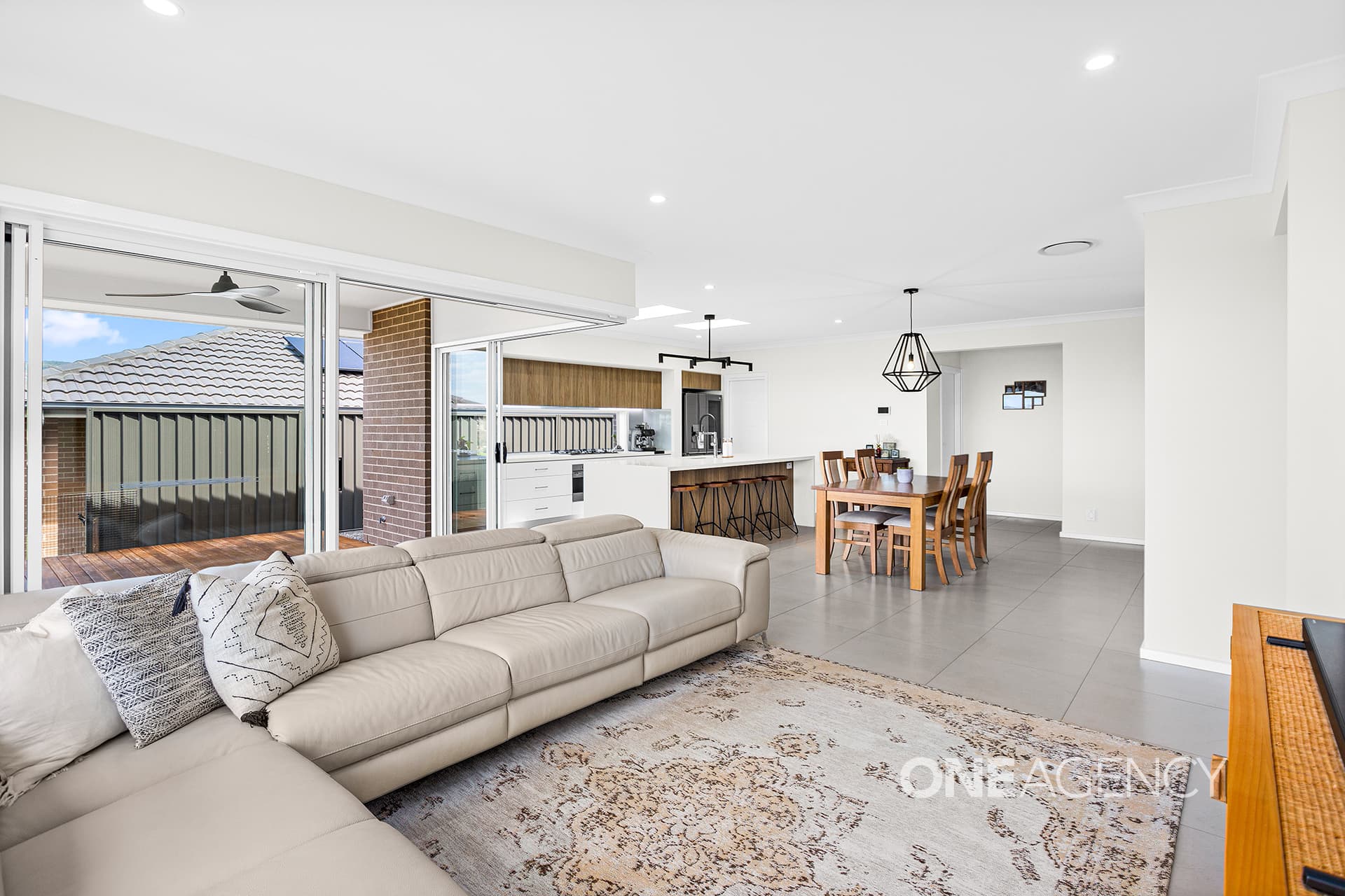 7 Boxwood Avenue, Calderwood, Calderwood - Thumbnail 5