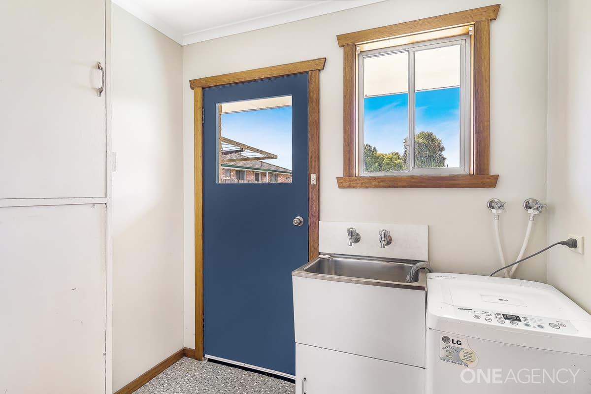1, 2, 3 & 4/11 Hales Street, Wynyard, TAS 7325, 2 - Thumbnail 8