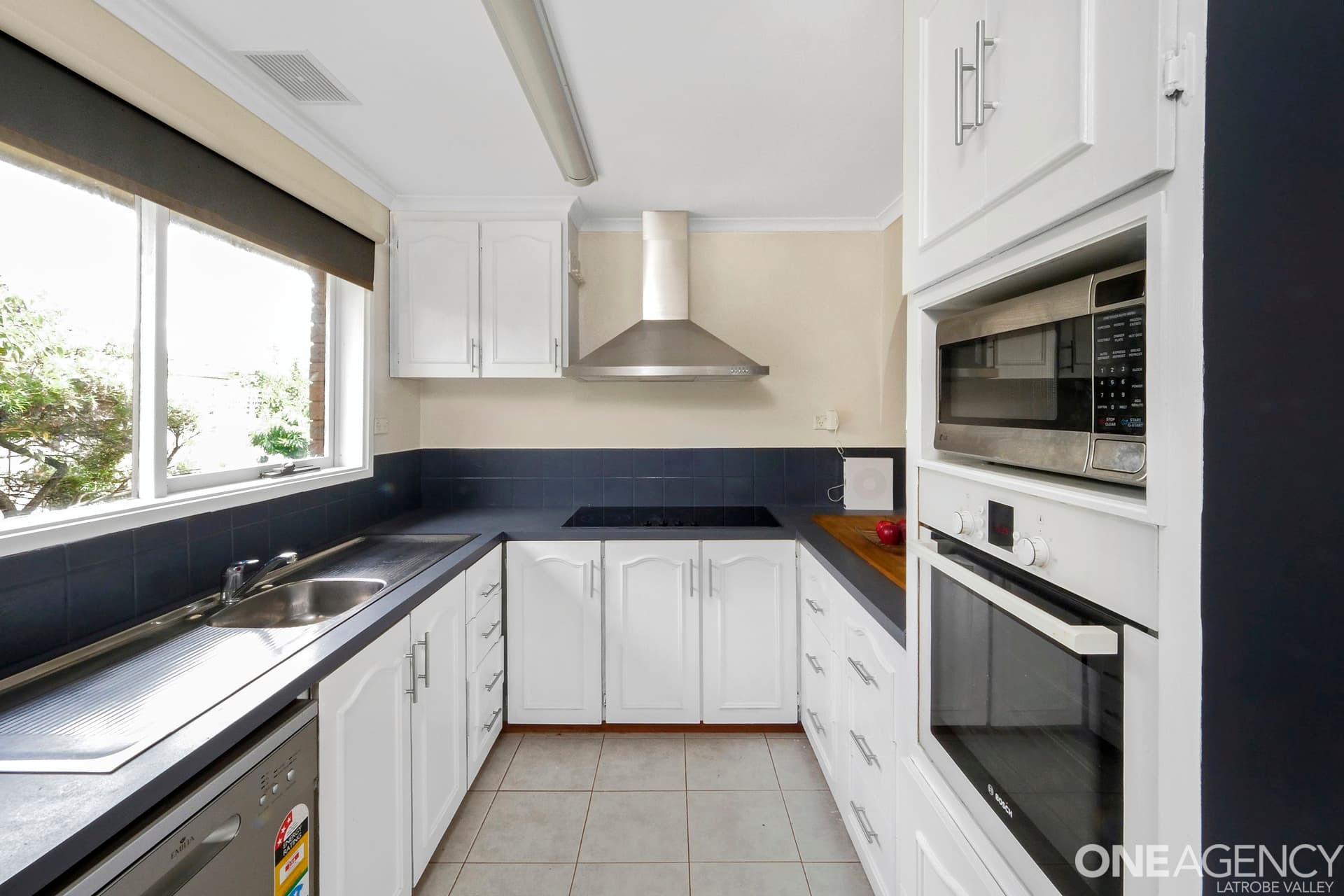10 Selwyn Place, Traralgon, Traralgon - Thumbnail 8