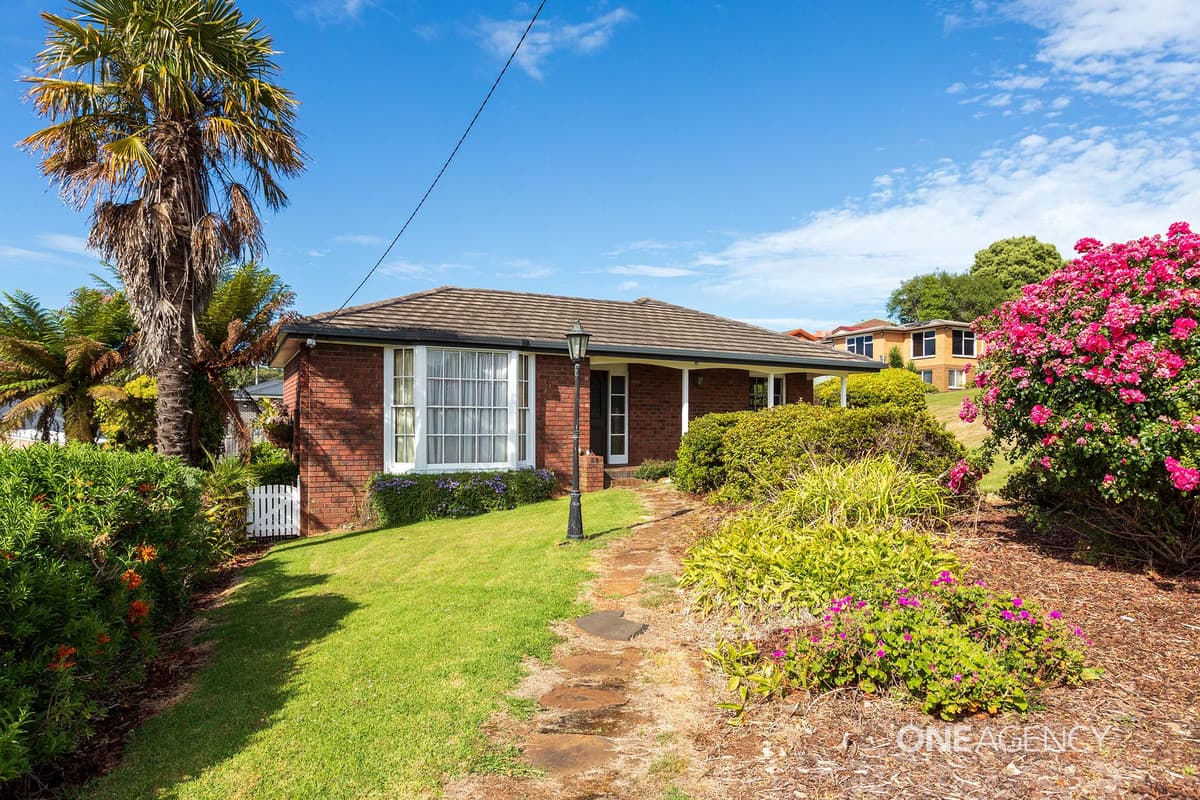 3 Sassafras Crescent, Romaine, Romaine - Image 1
