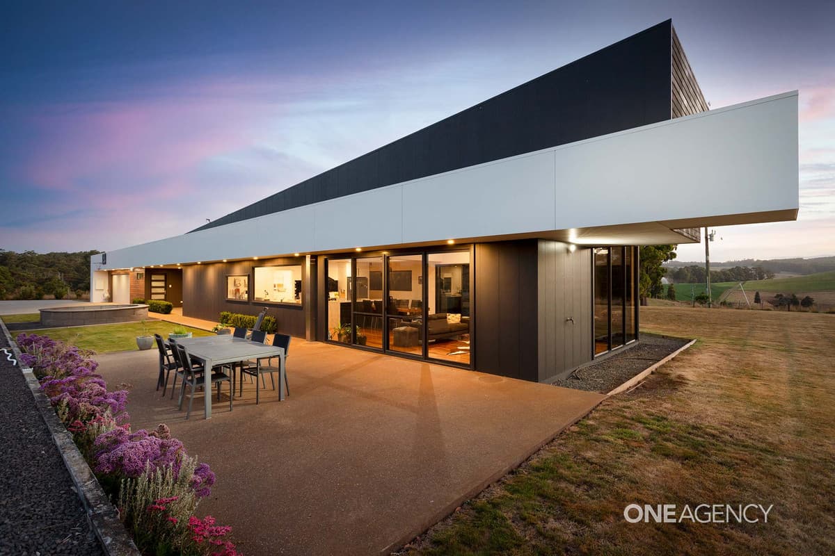124 Hoares Lane, Elliott, Elliott - Thumbnail 2