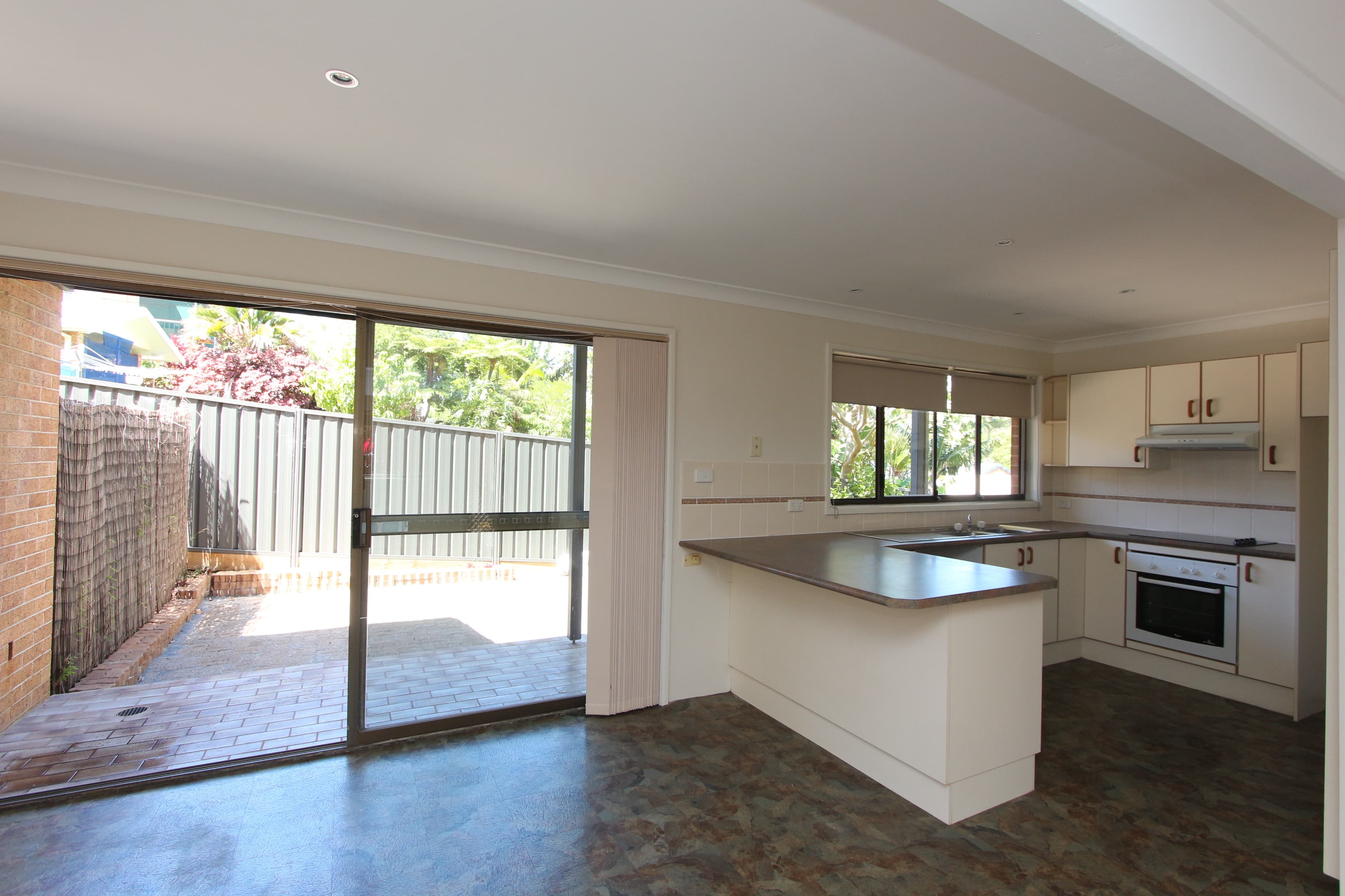 3/122 Pacific Drive, Port Macquarie, Port Macquarie - Thumbnail 2