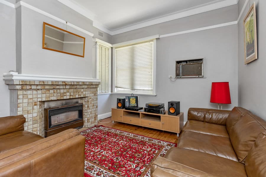 220 GURWOOD Street, Wagga Wagga, Wagga Wagga - Thumbnail 3