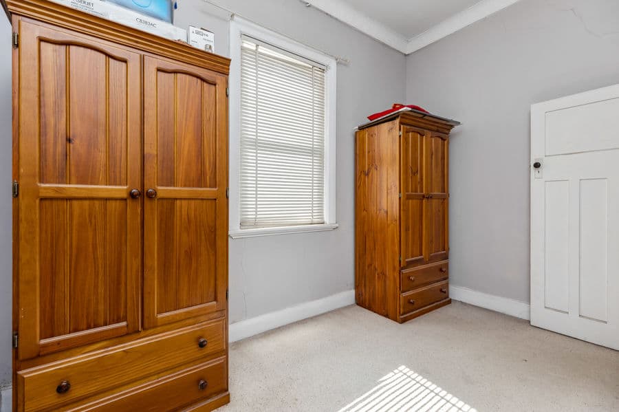 220 GURWOOD Street, Wagga Wagga, Wagga Wagga - Thumbnail 4